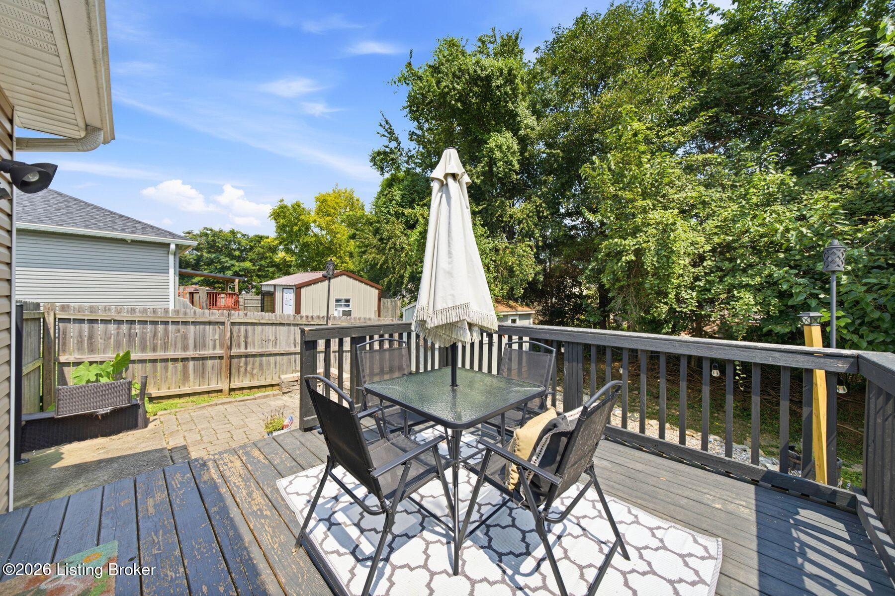 328 Deer Park Way Property Photo 34