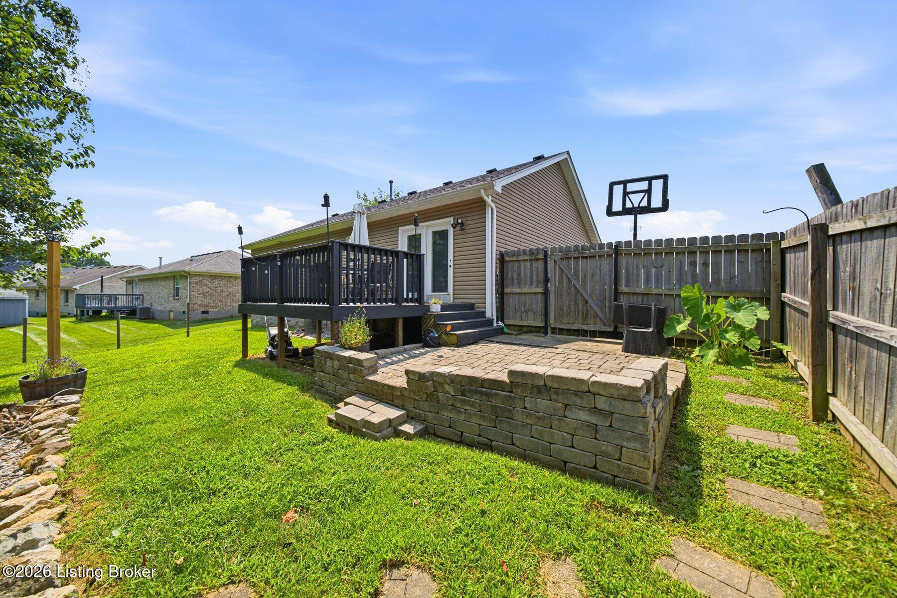 328 Deer Park Way Property Photo 42
