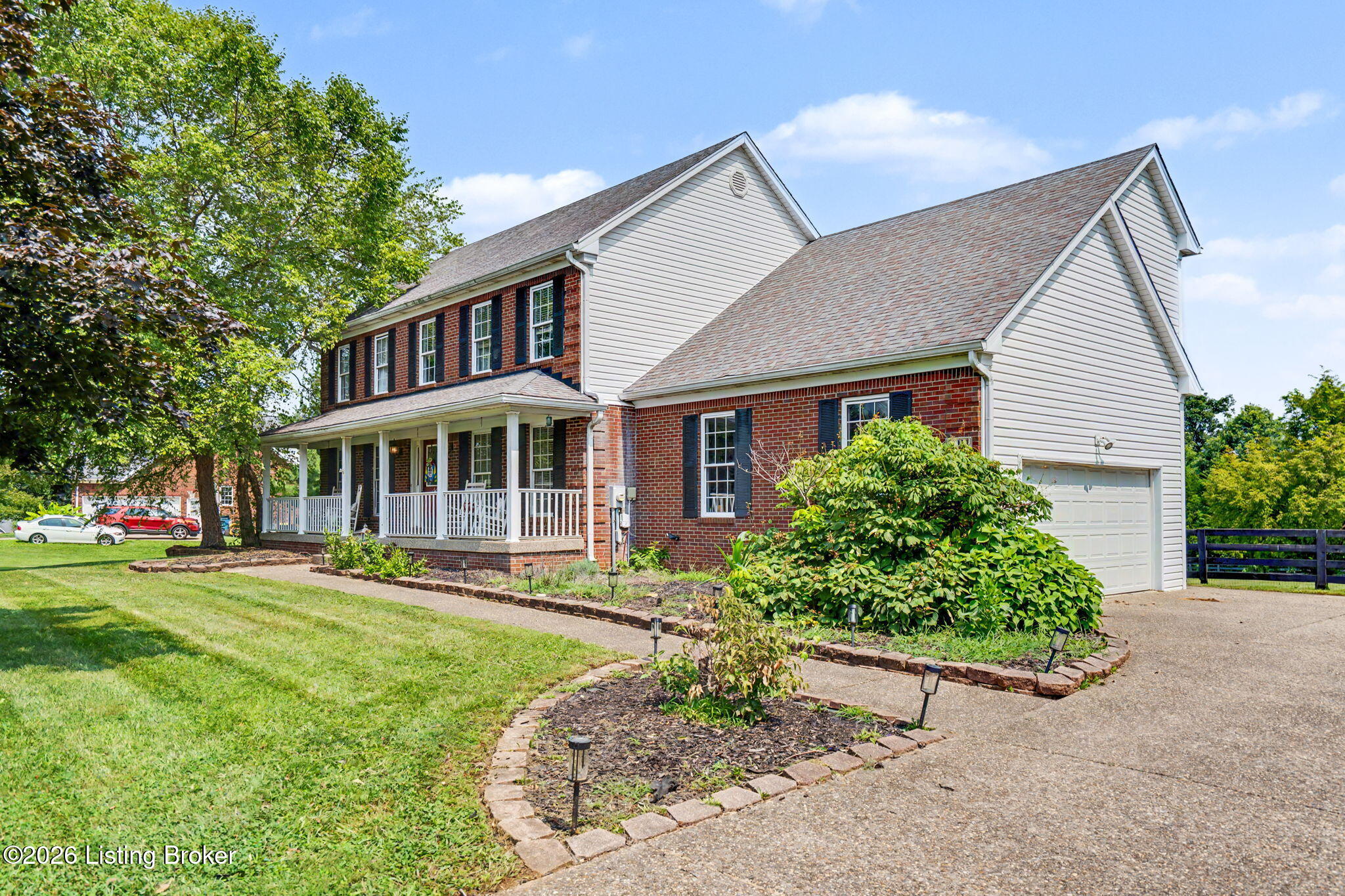 5103 Fox Run Rd Property Photo 2