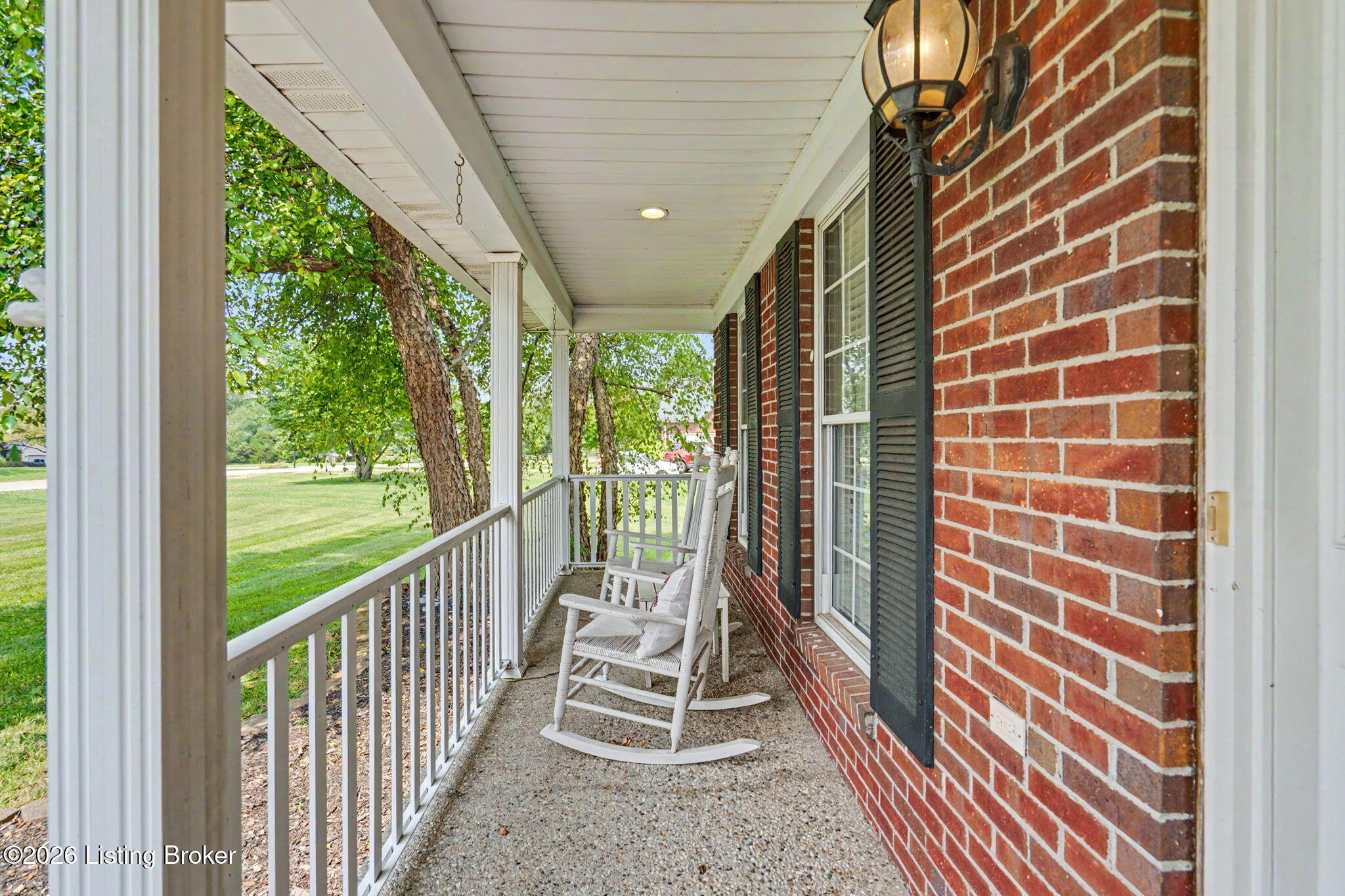 5103 Fox Run Rd Property Photo 3
