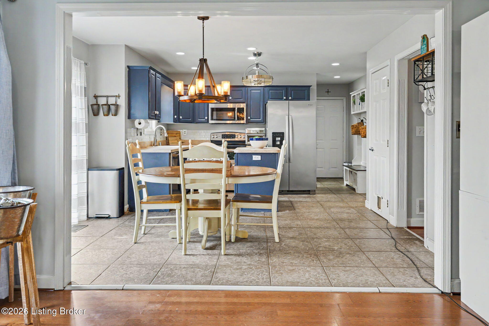 5103 Fox Run Rd Property Photo 12