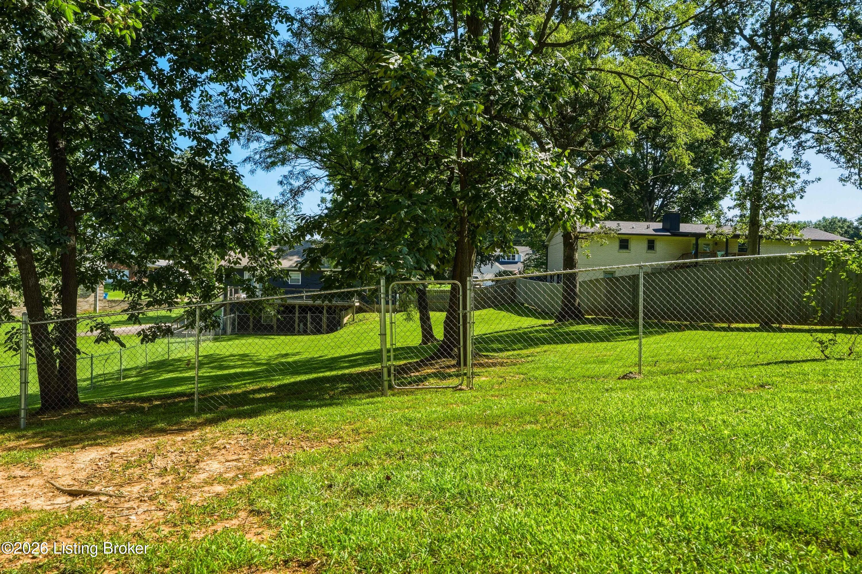 235 Fireside Dr Property Photo 25