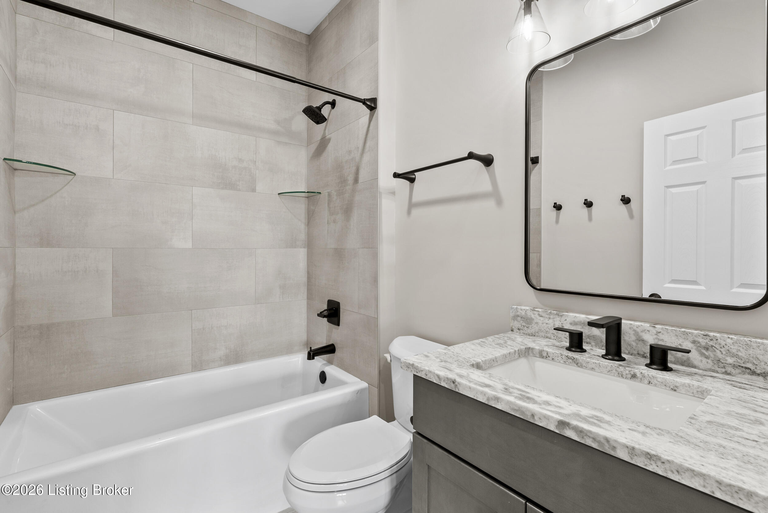 559 Ford Dr Property Photo 19