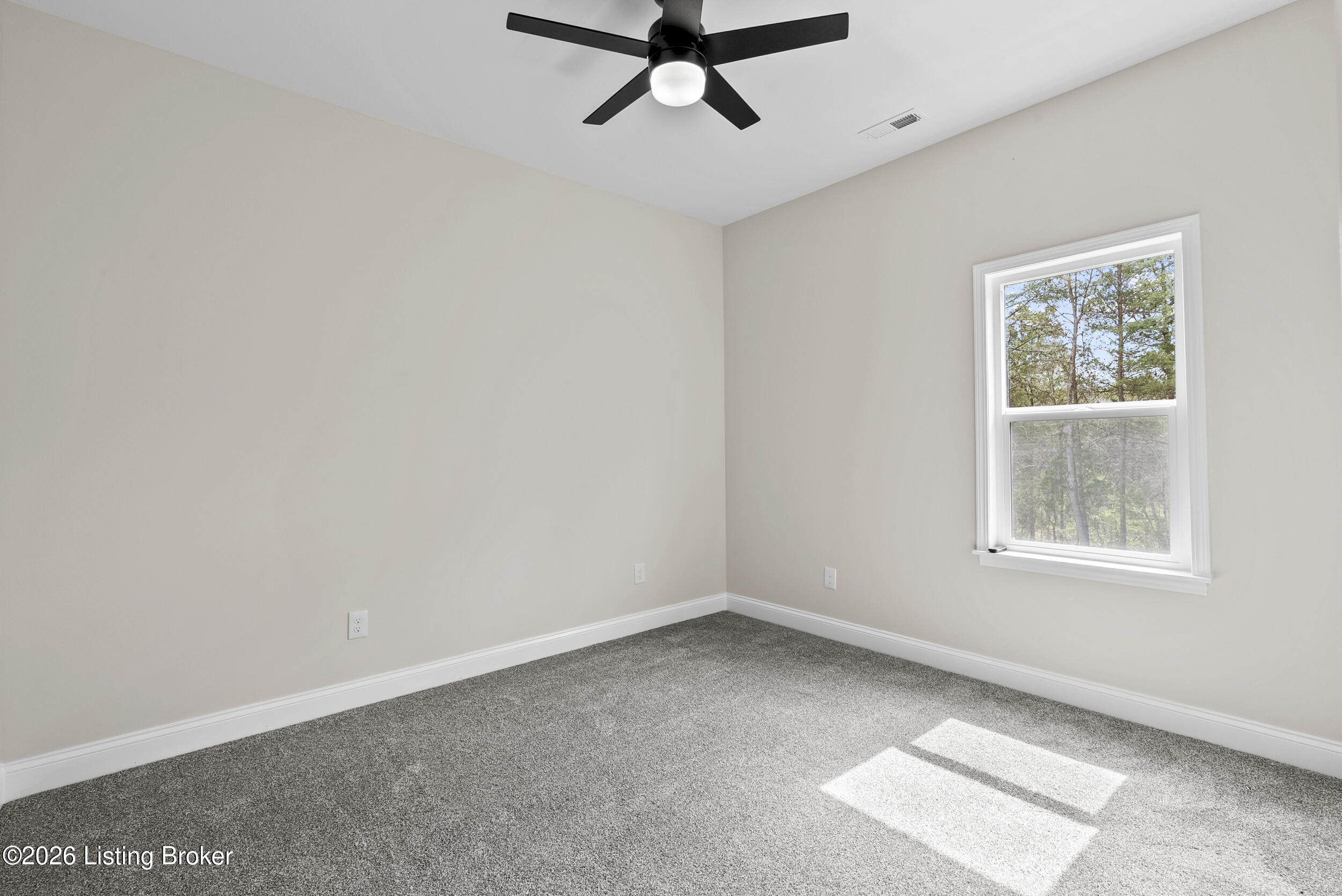 559 Ford Dr Property Photo 33