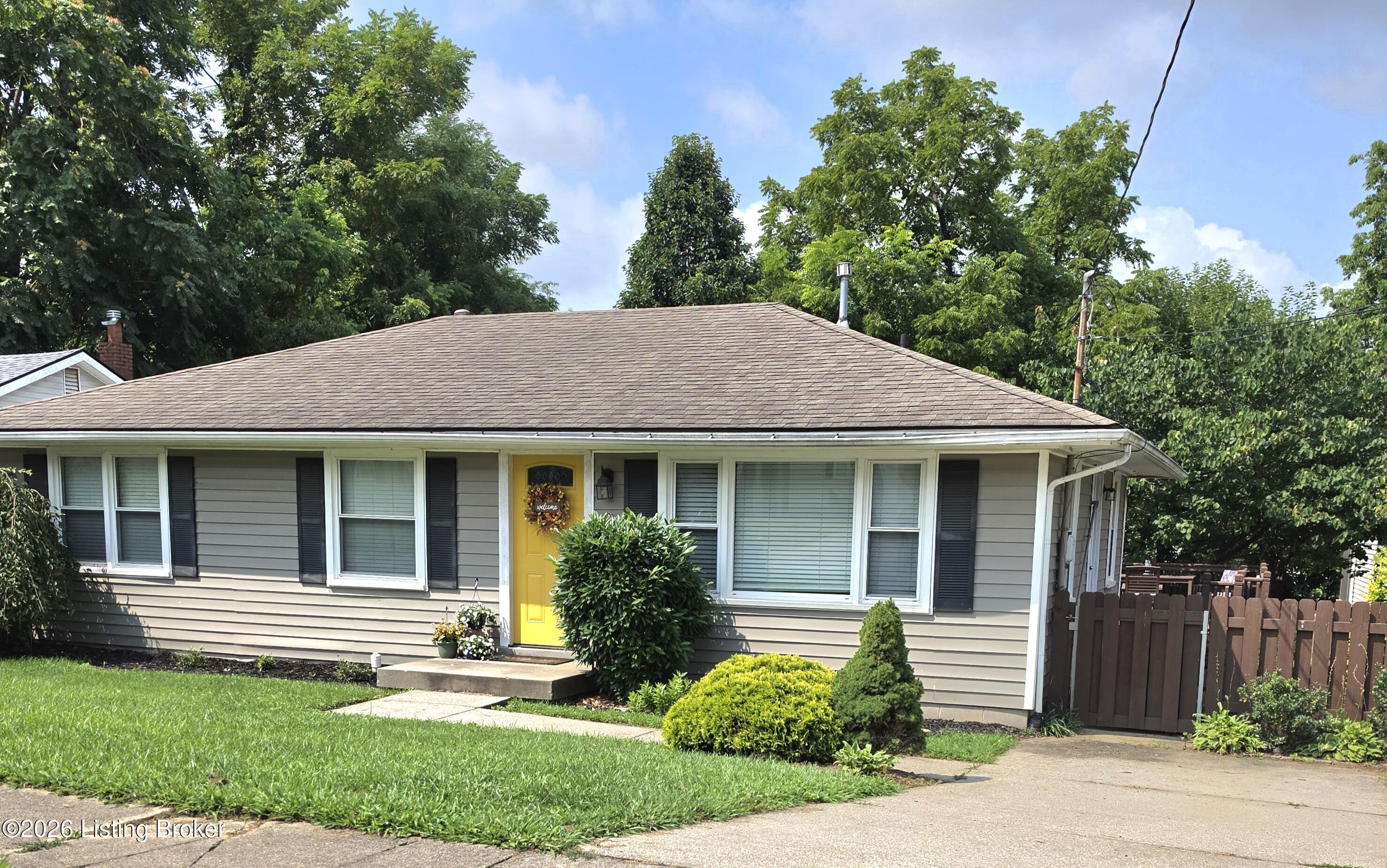 606 Plainview Ave Property Photo 1