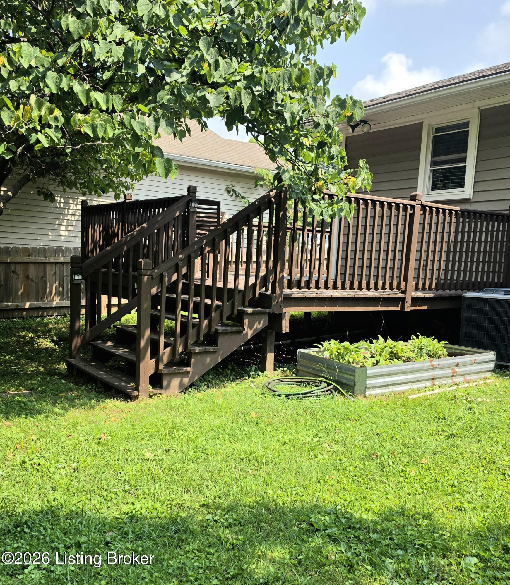 606 Plainview Ave Property Photo 42
