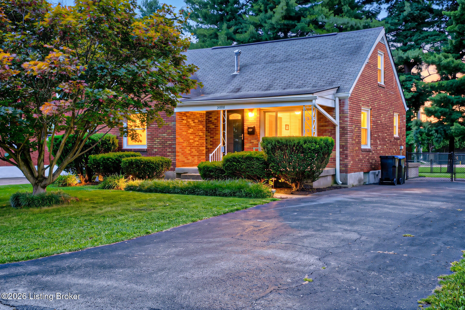 3008 Louisa Ave