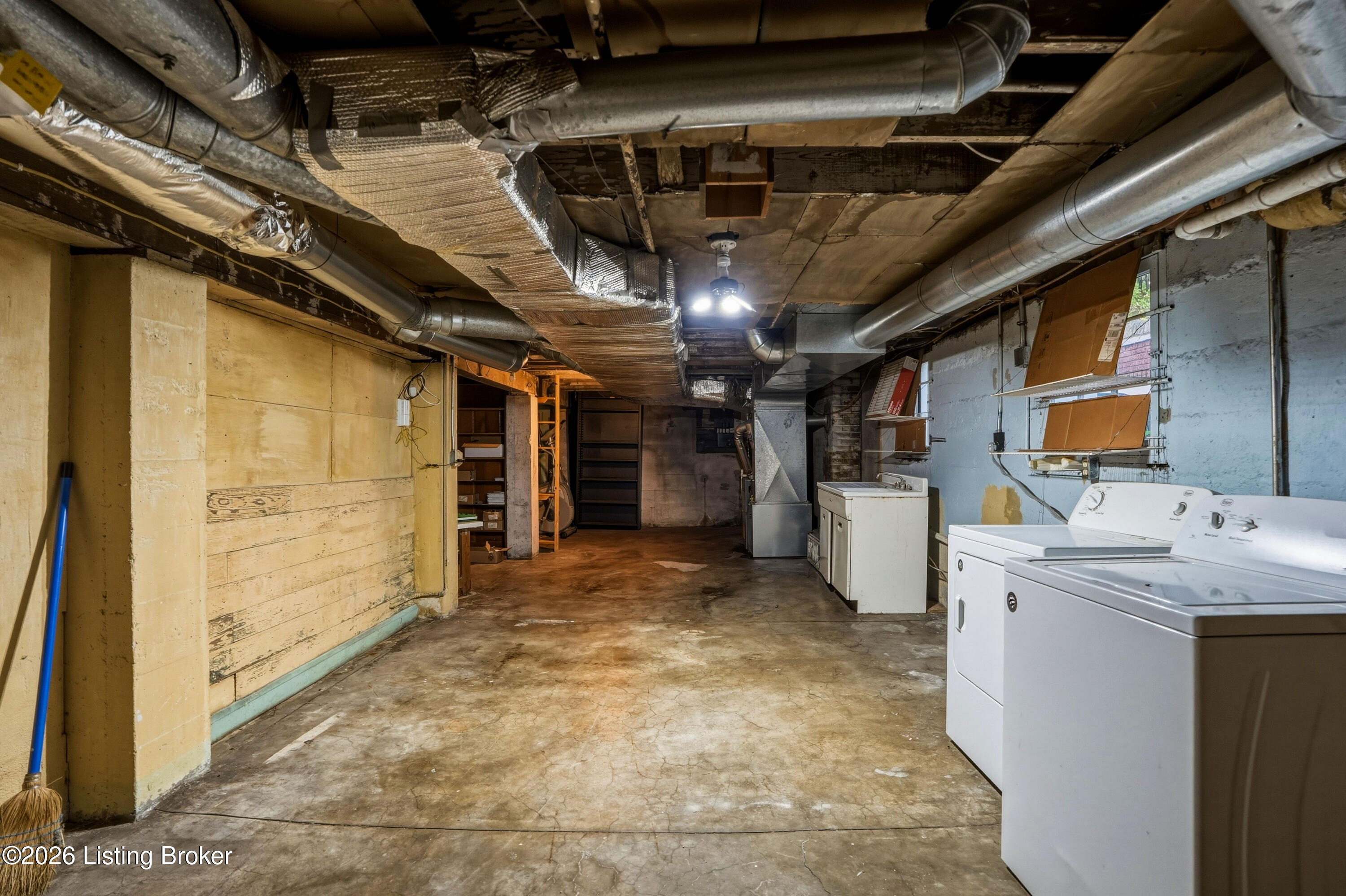 1753 Shady Ln Property Photo 42