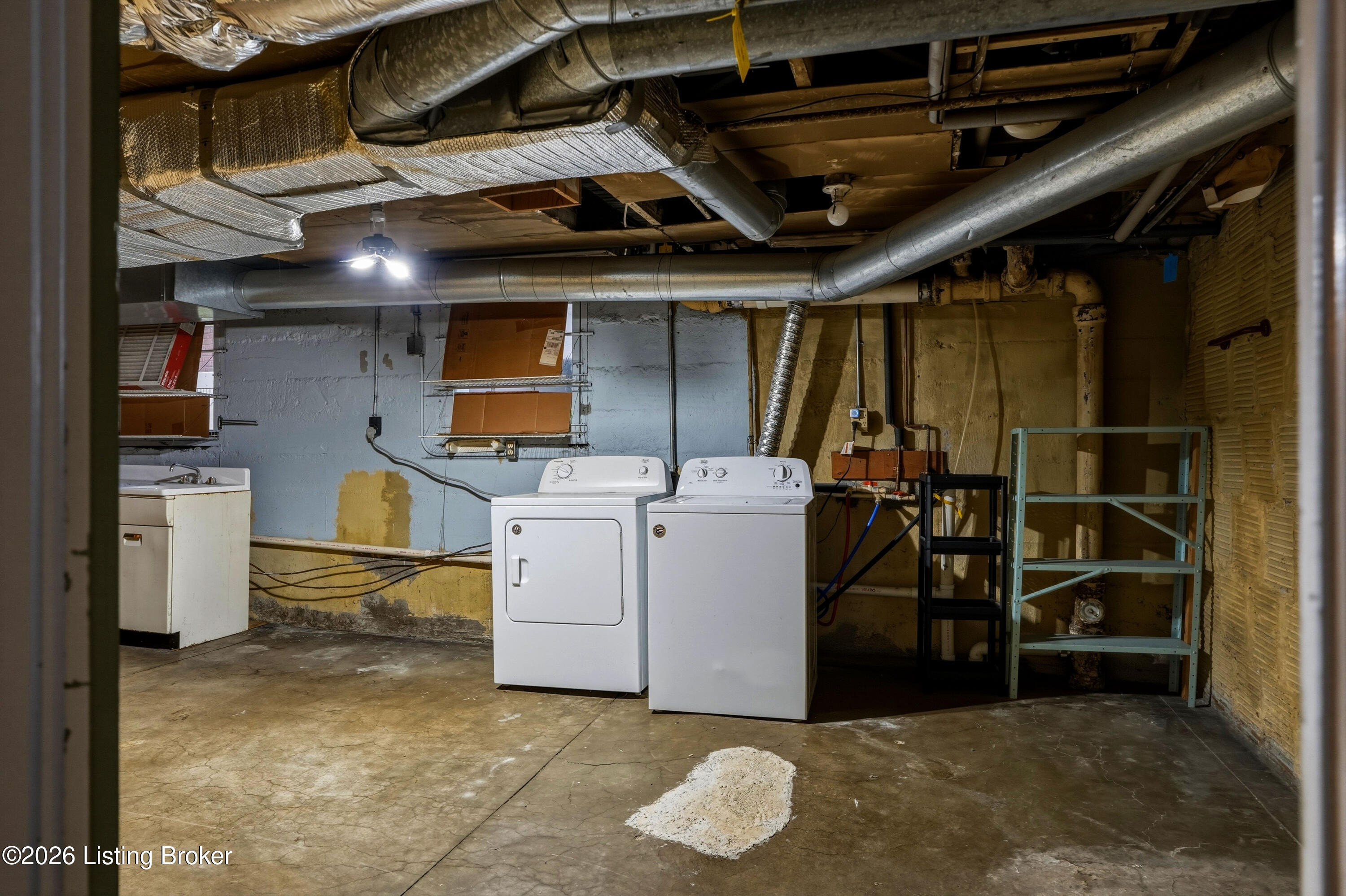 1753 Shady Ln Property Photo 43
