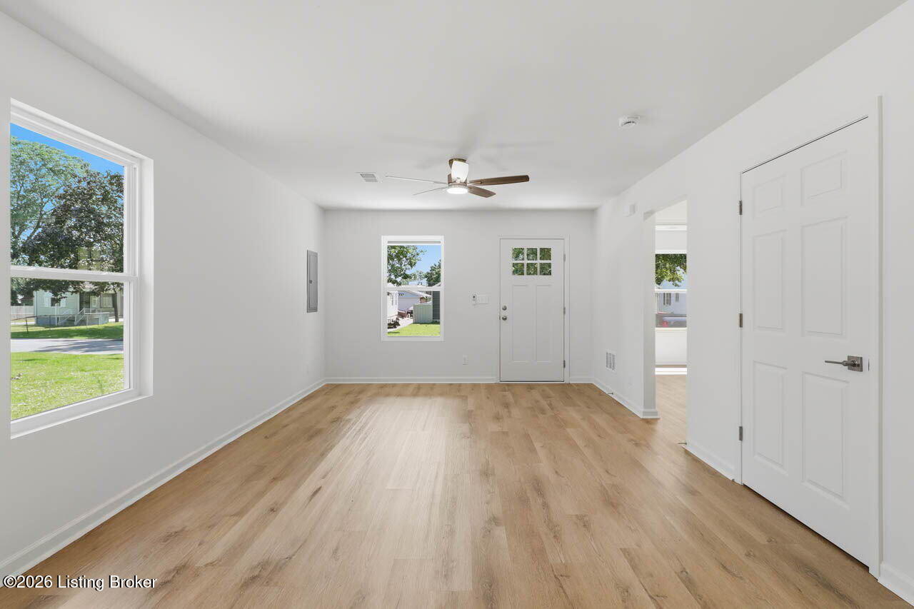 4330 Whitmore Ave Property Photo 15