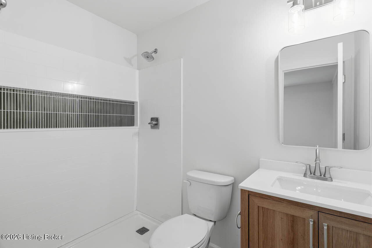 4330 Whitmore Ave Property Photo 24