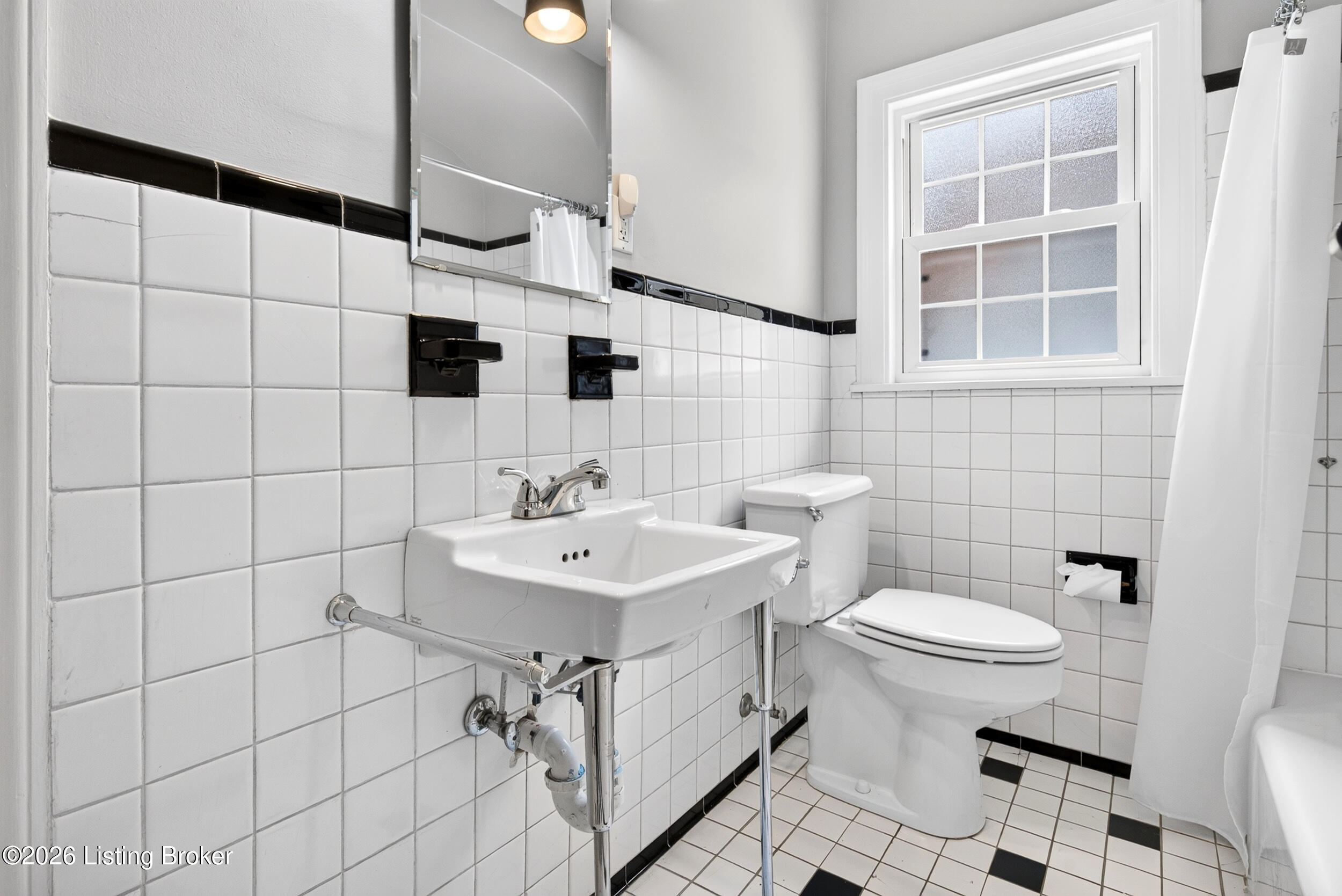 3811 Grandview Ave Property Photo 19