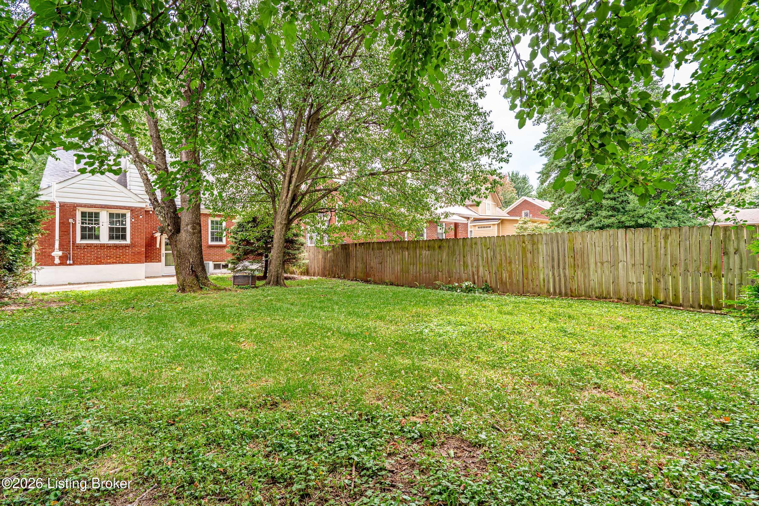 3811 Grandview Ave Property Photo 37