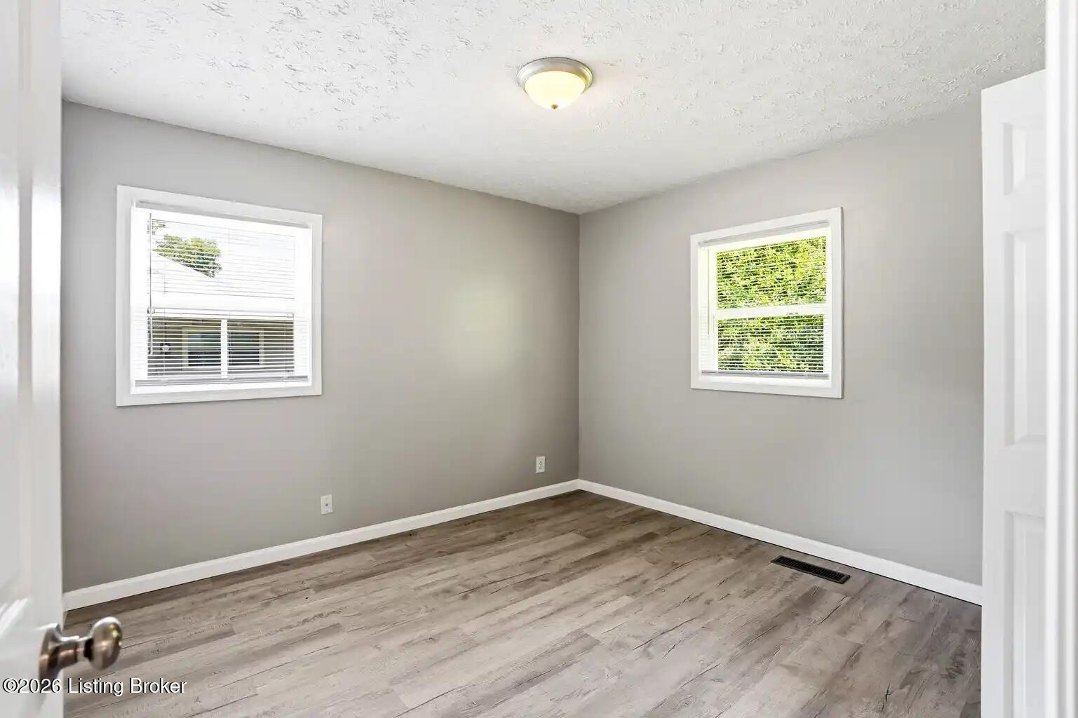 1855 Heaton Rd Property Photo 18