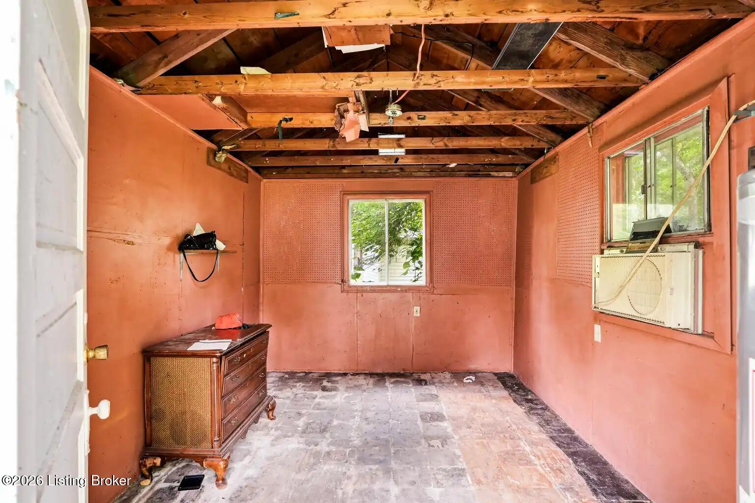 1855 Heaton Rd Property Photo 25