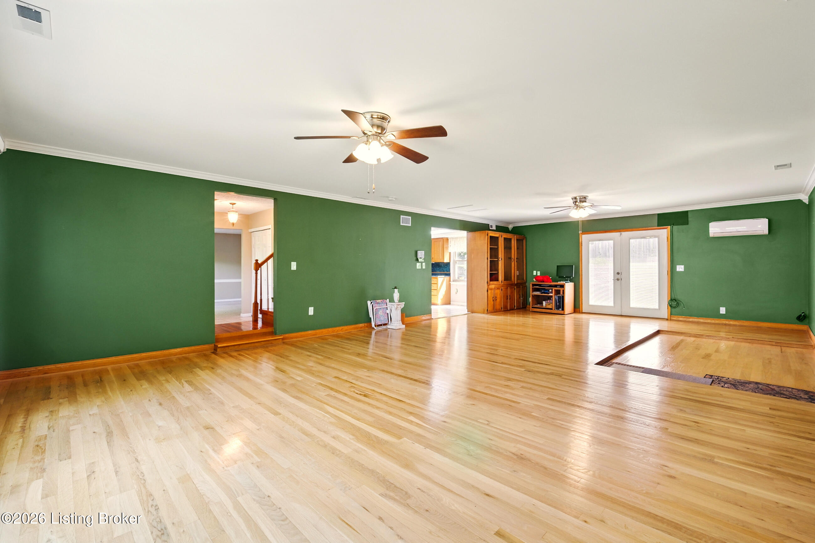 200 Castlerock Dr Property Photo 19