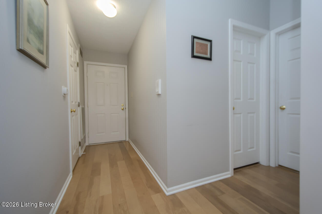 10521 Mcmeekin Ln 208 Property Photo 4