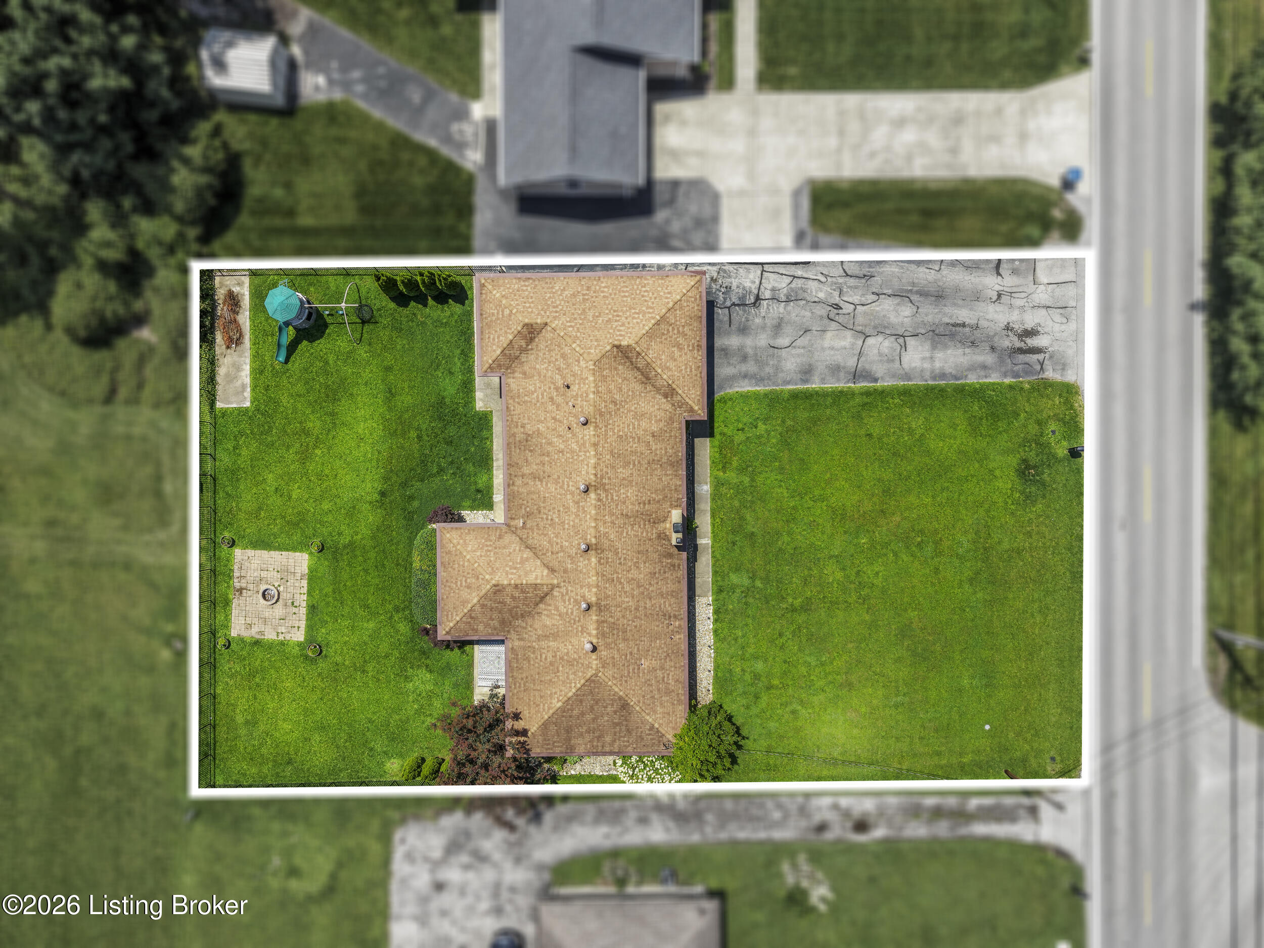 5003 S Watterson Trail Property Photo 7