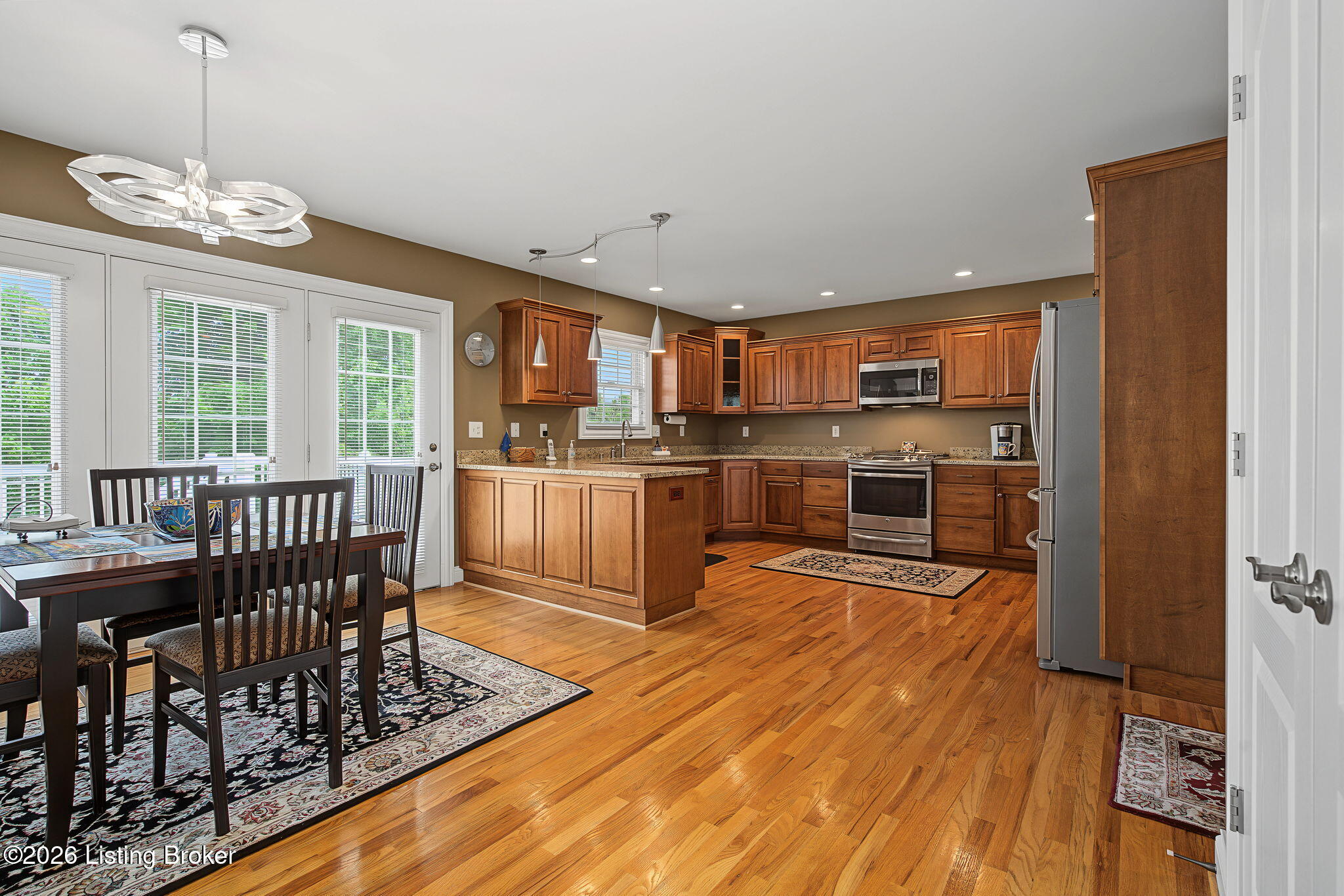 4009 Lake Ridge Way Property Photo 15