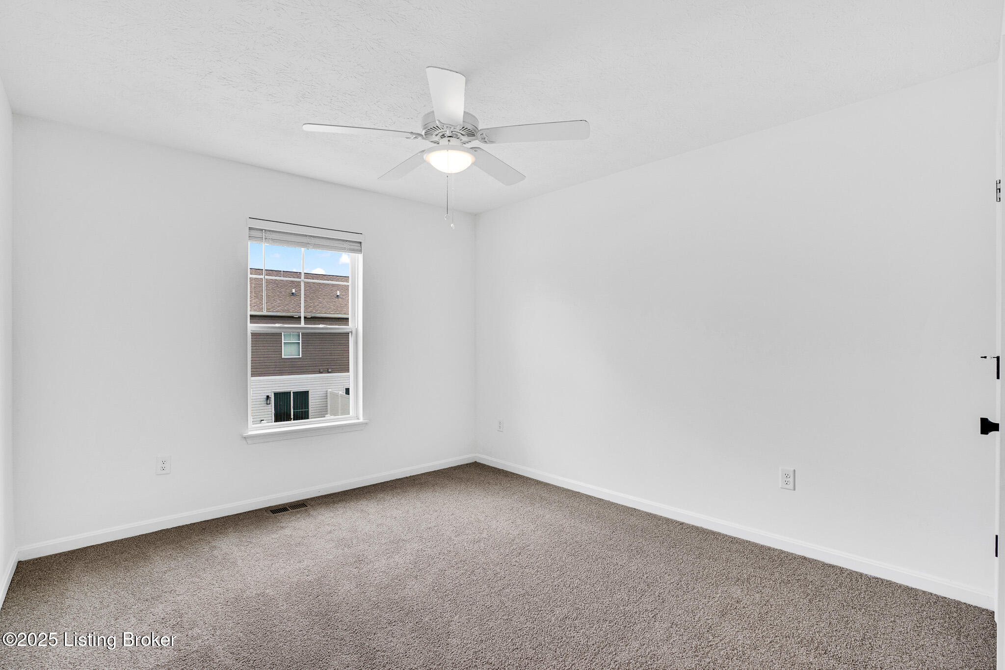 6123 Casper Dr Property Photo 32