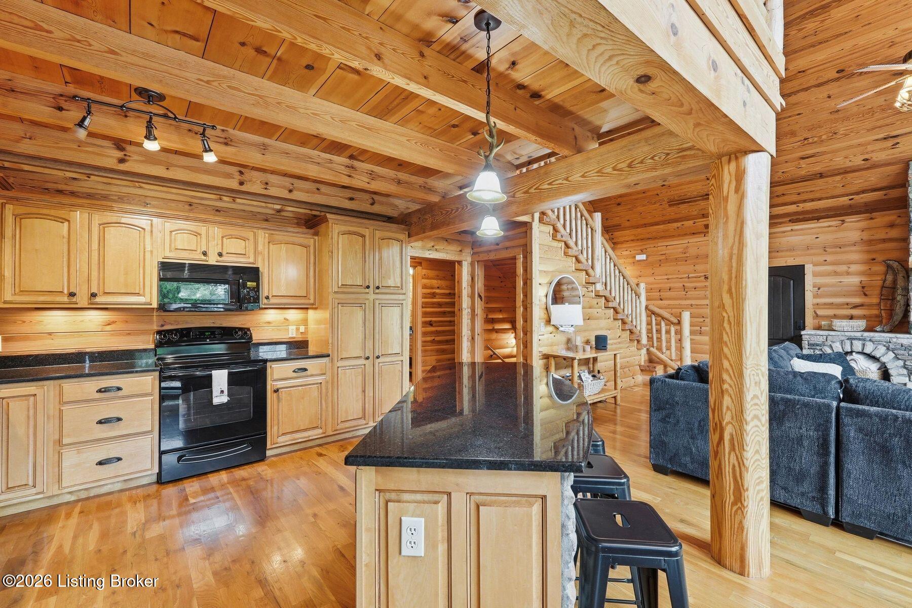 29 River Run Rd Property Photo 16