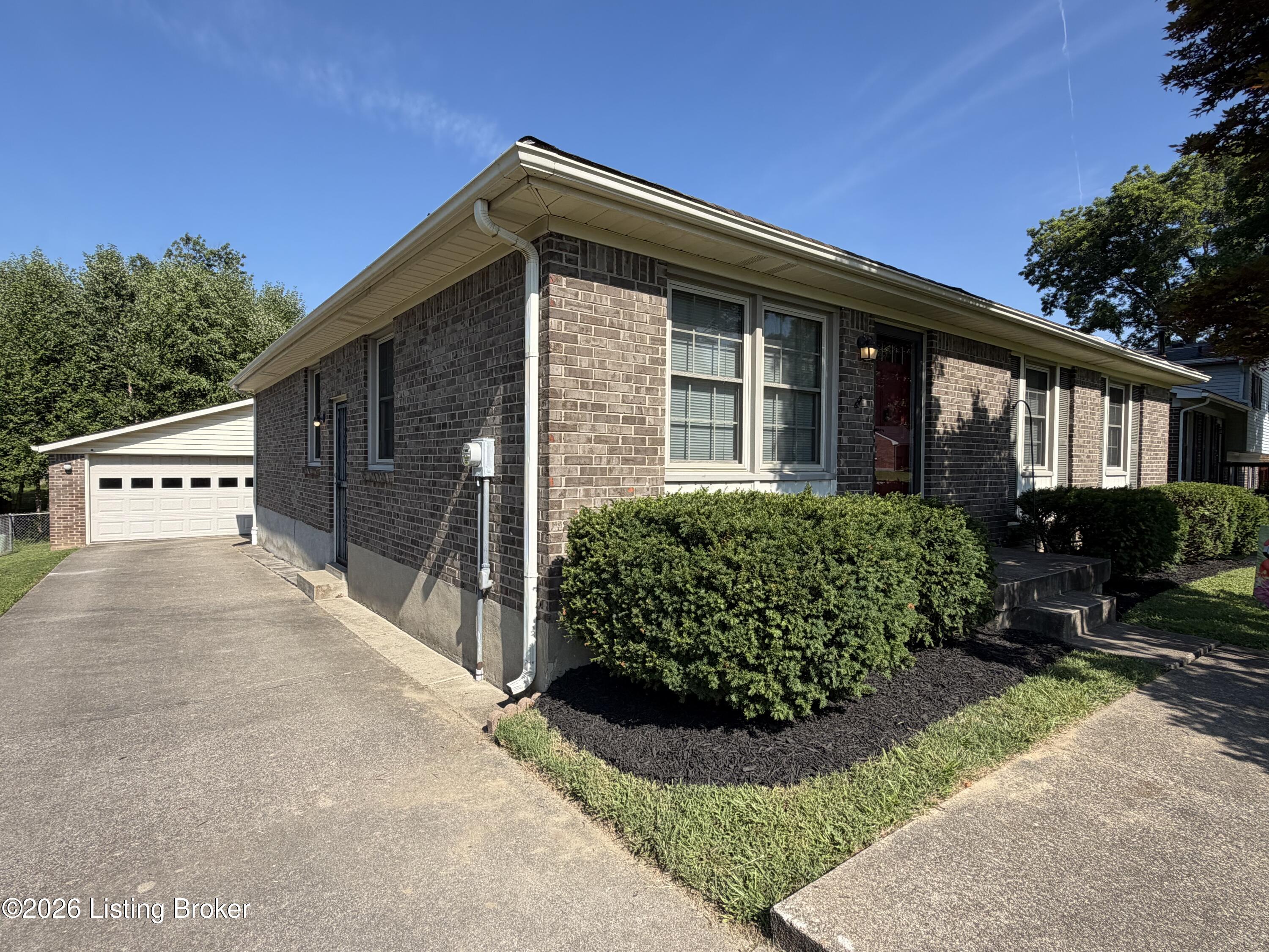 5902 Bucks Ln Property Photo 1