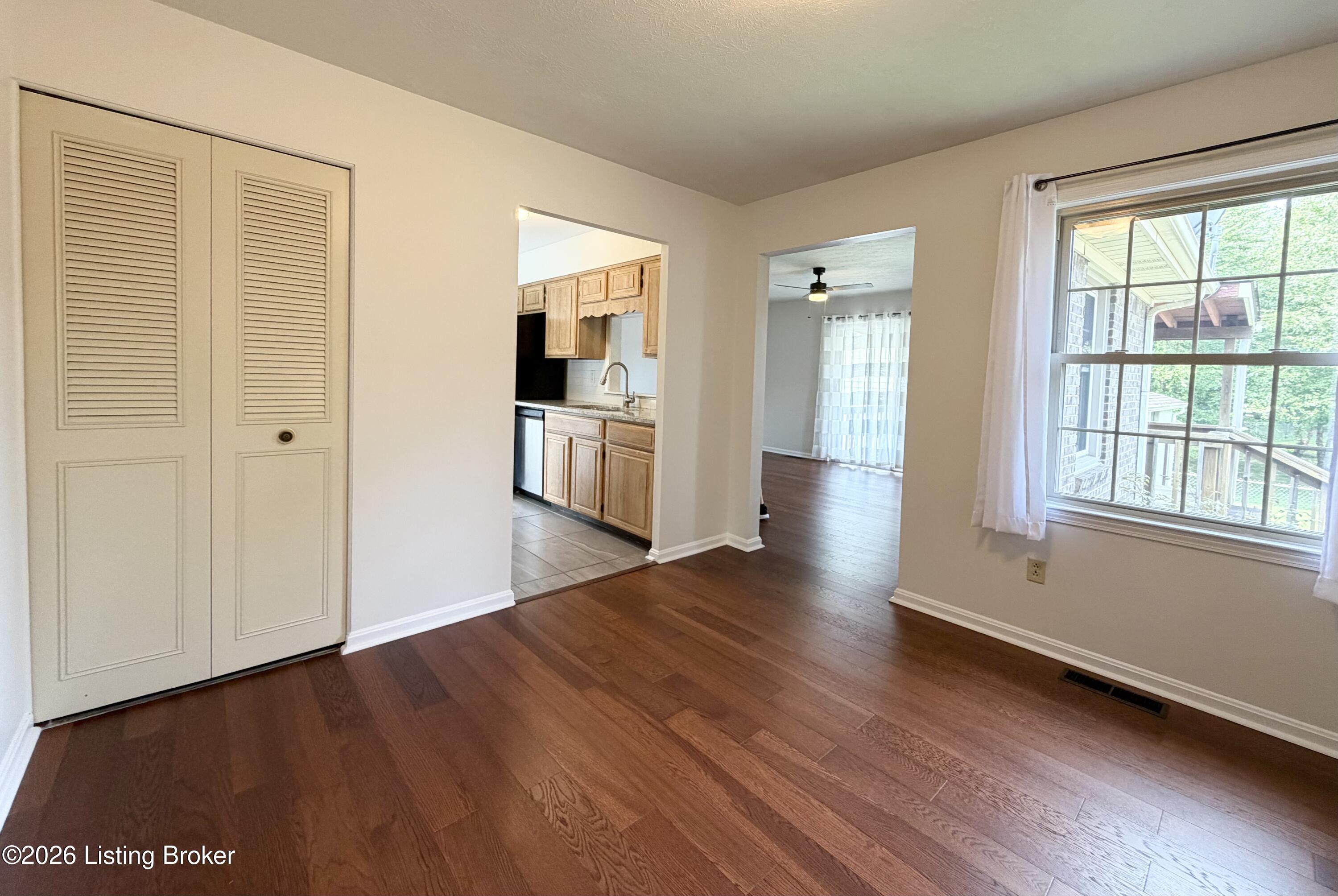 5902 Bucks Ln Property Photo 20