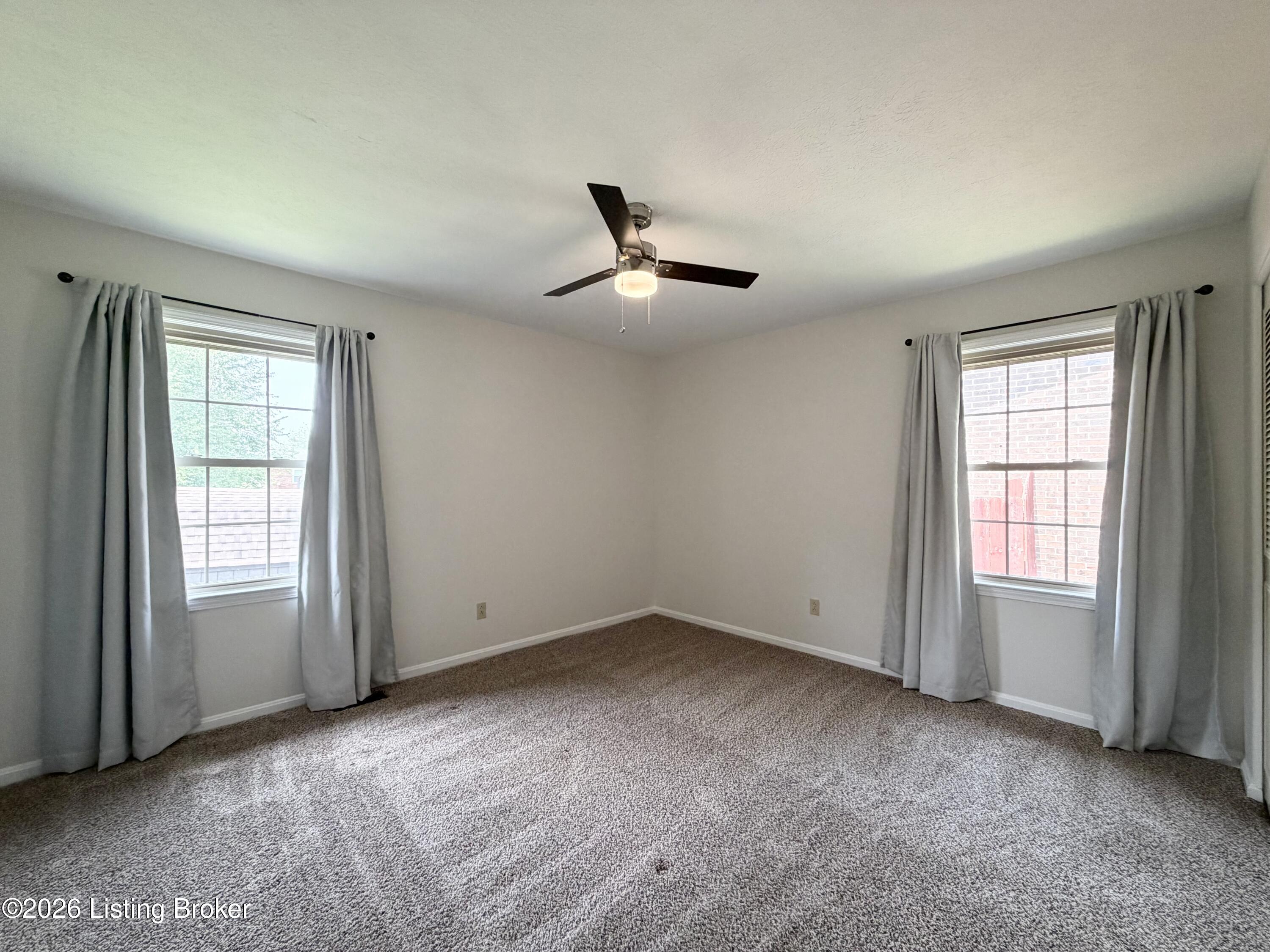 5902 Bucks Ln Property Photo 32