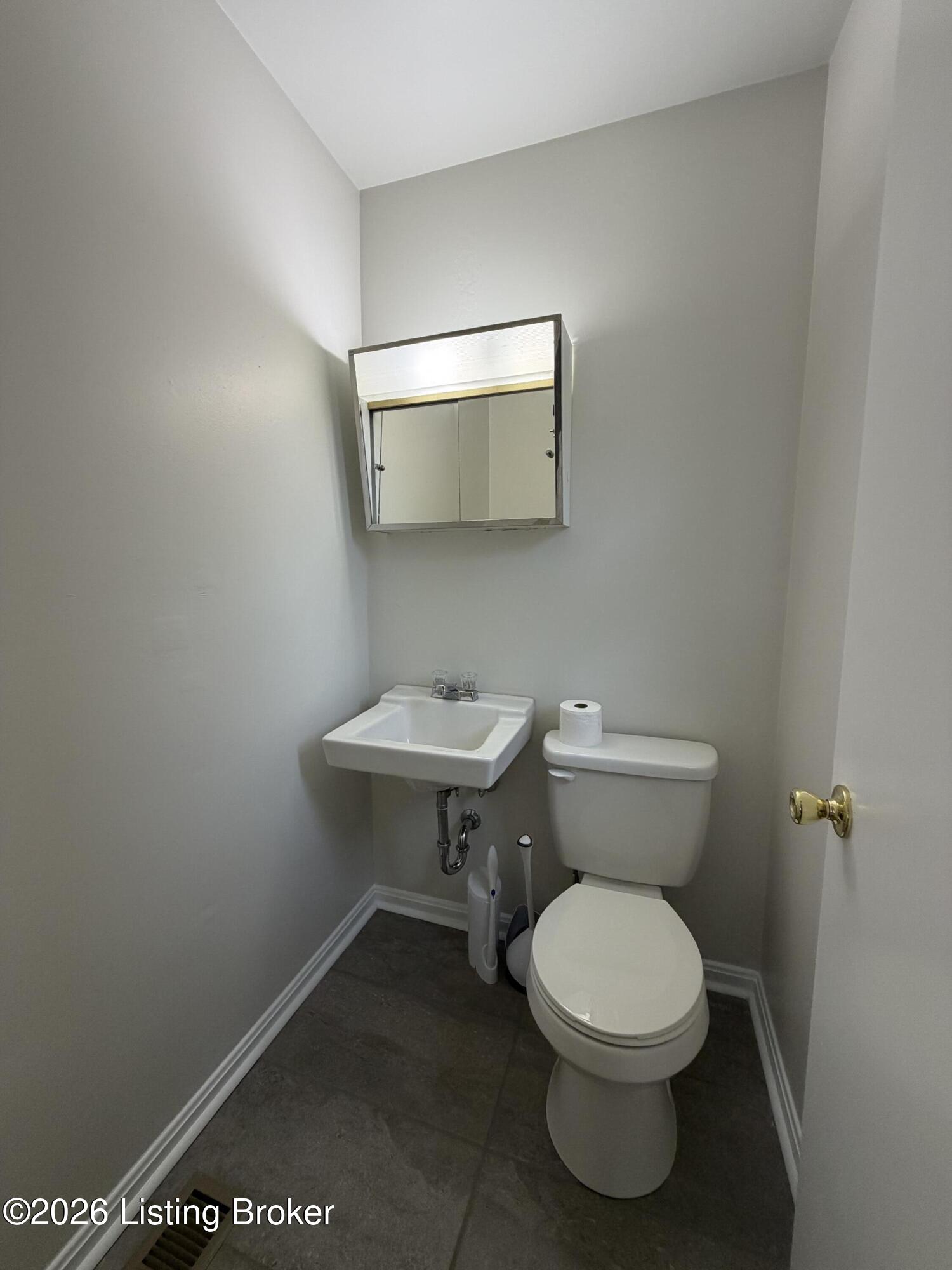 5902 Bucks Ln Property Photo 35