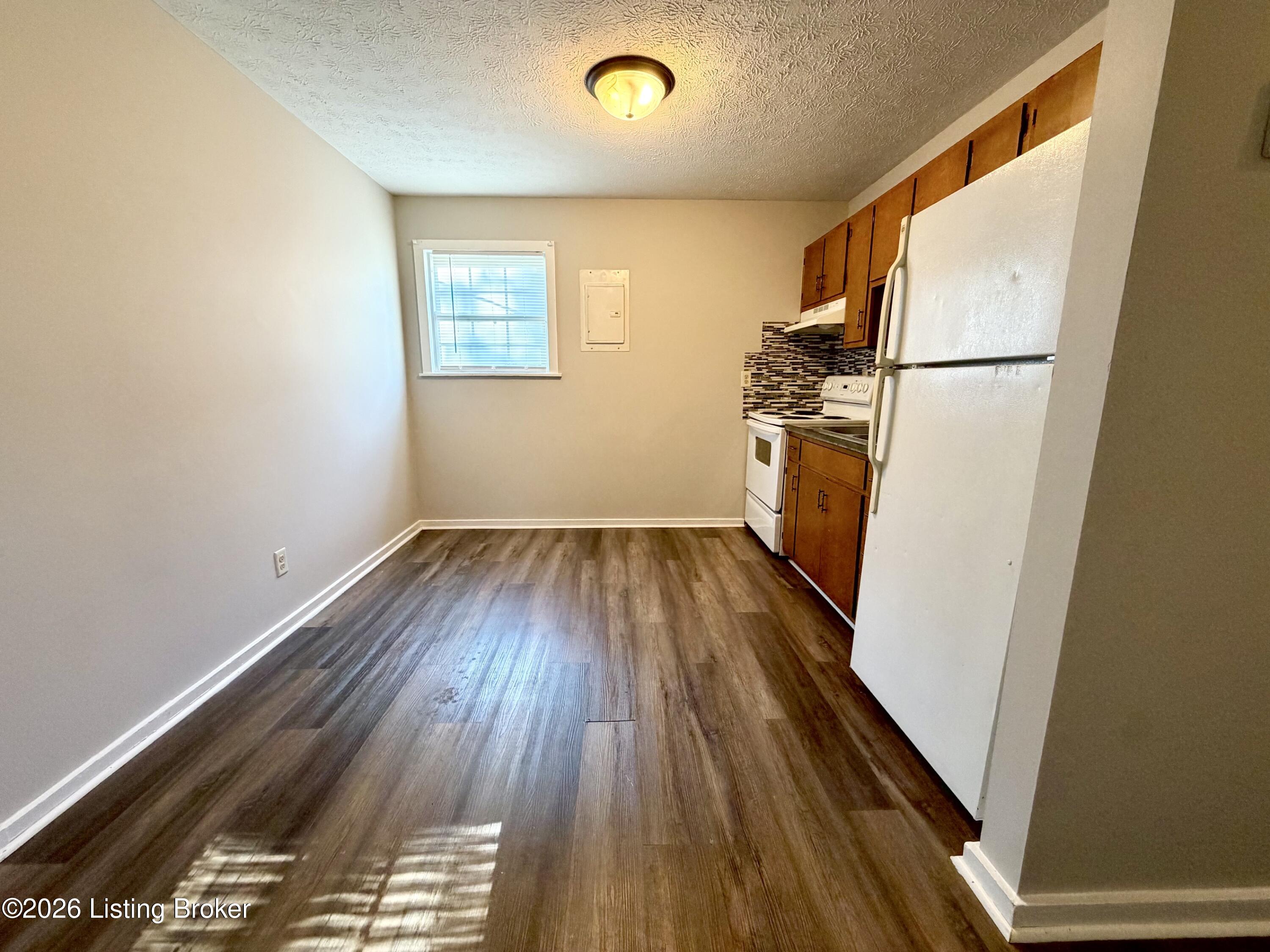 14810 Greene St 1 Property Photo 4