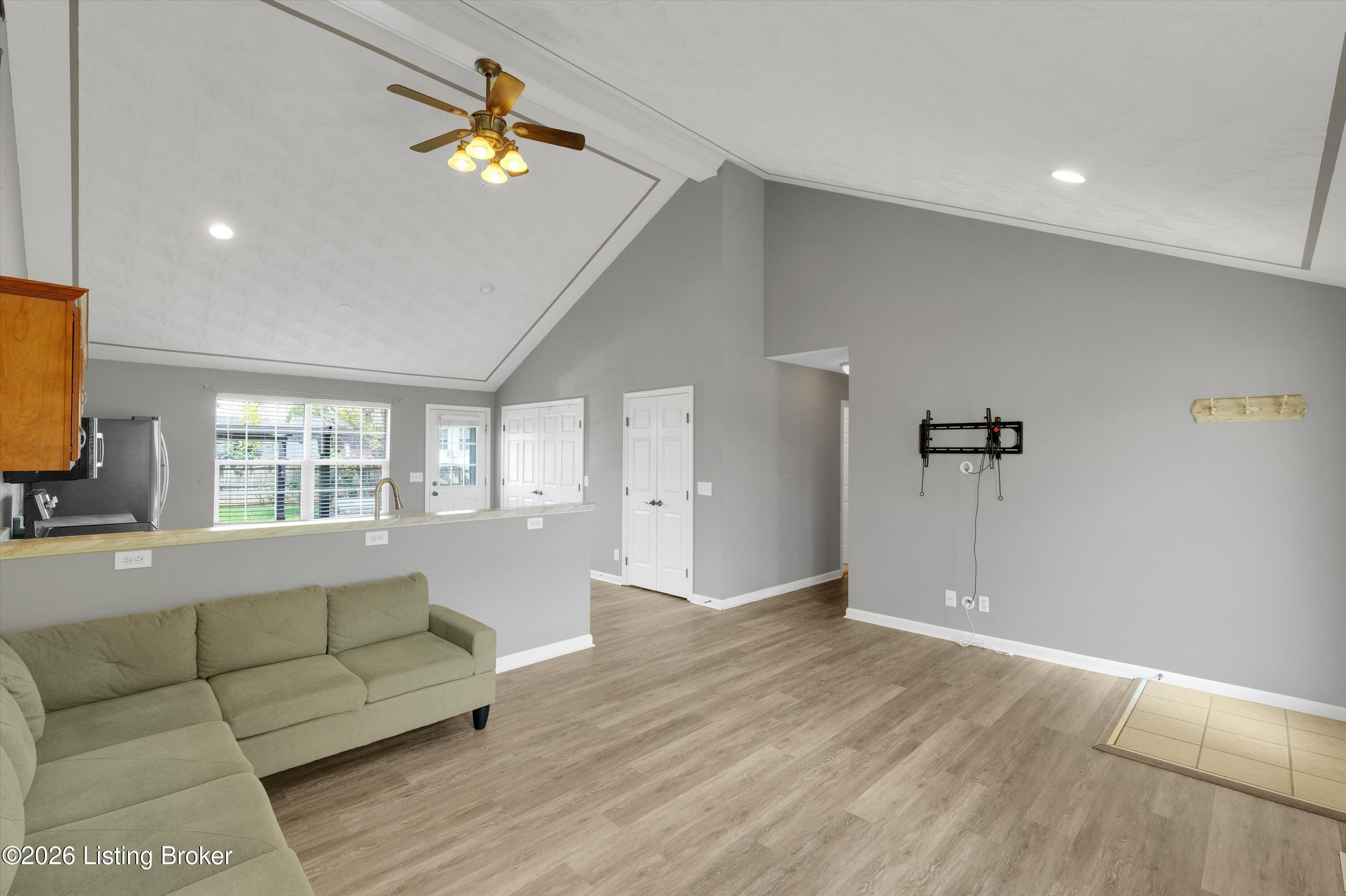 161 Deer Park Way Property Photo 7
