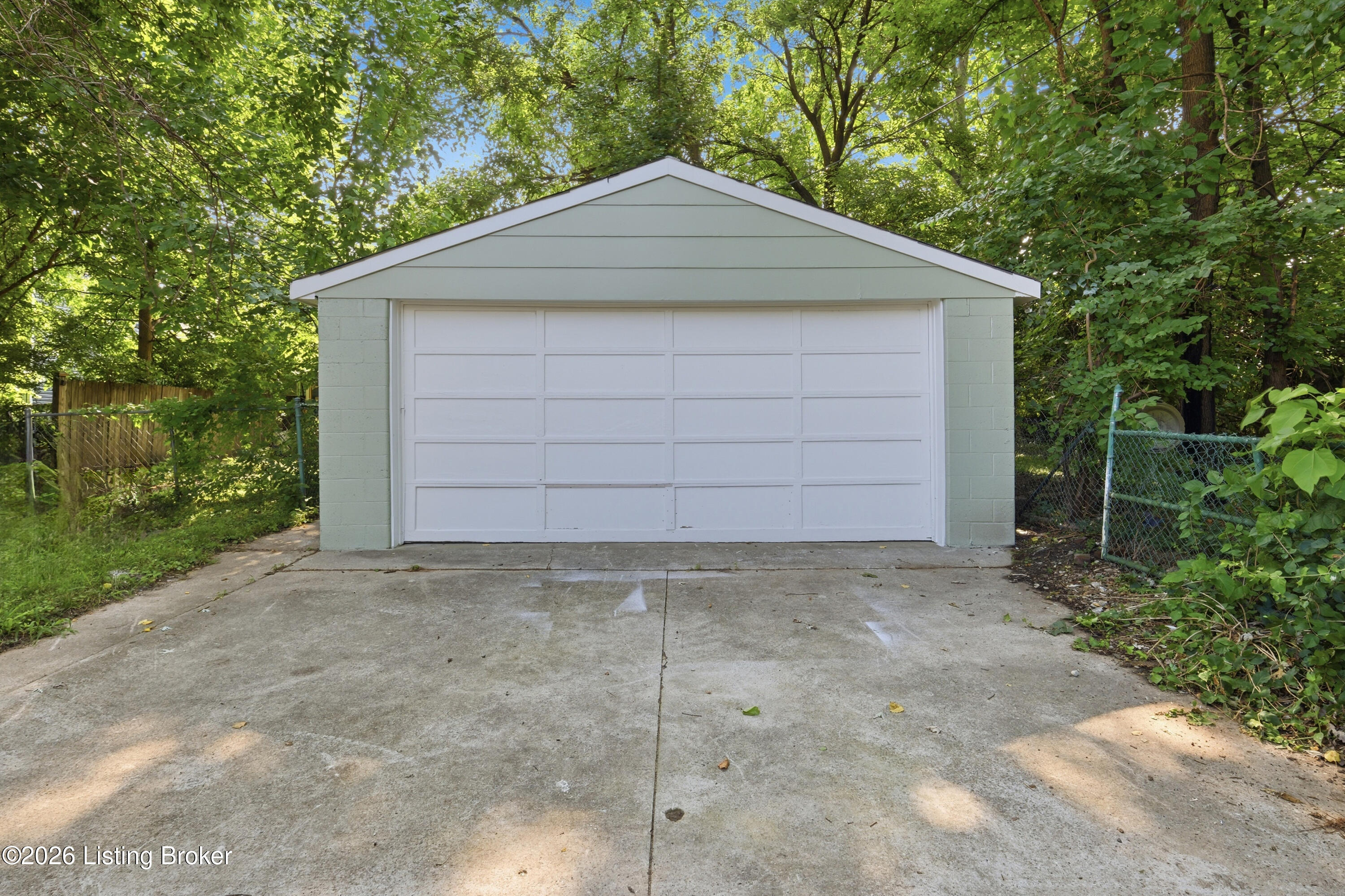 1034 S Shelby St Property Photo 30