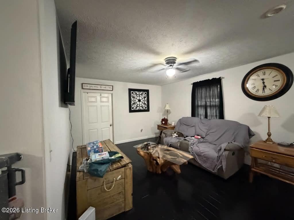 9821 Ky-144 Property Photo 6