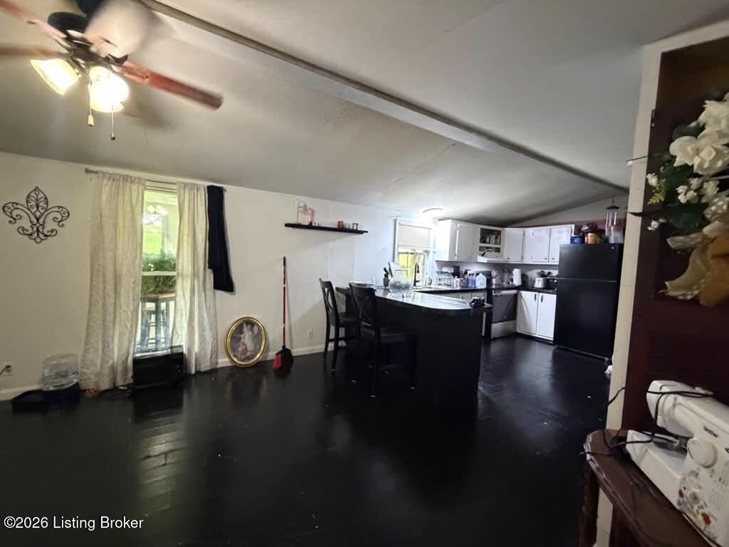 9821 Ky-144 Property Photo 16