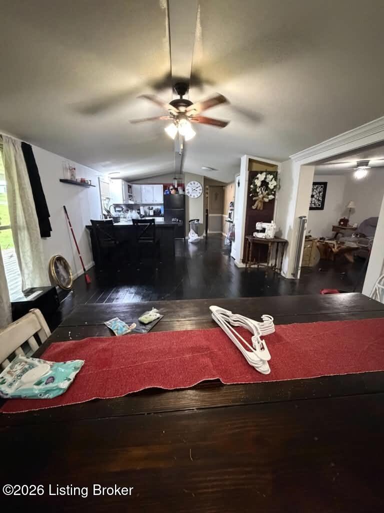 9821 Ky-144 Property Photo 22