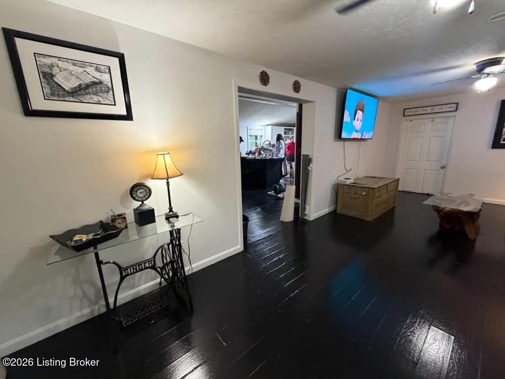 9821 Ky-144 Property Photo 25