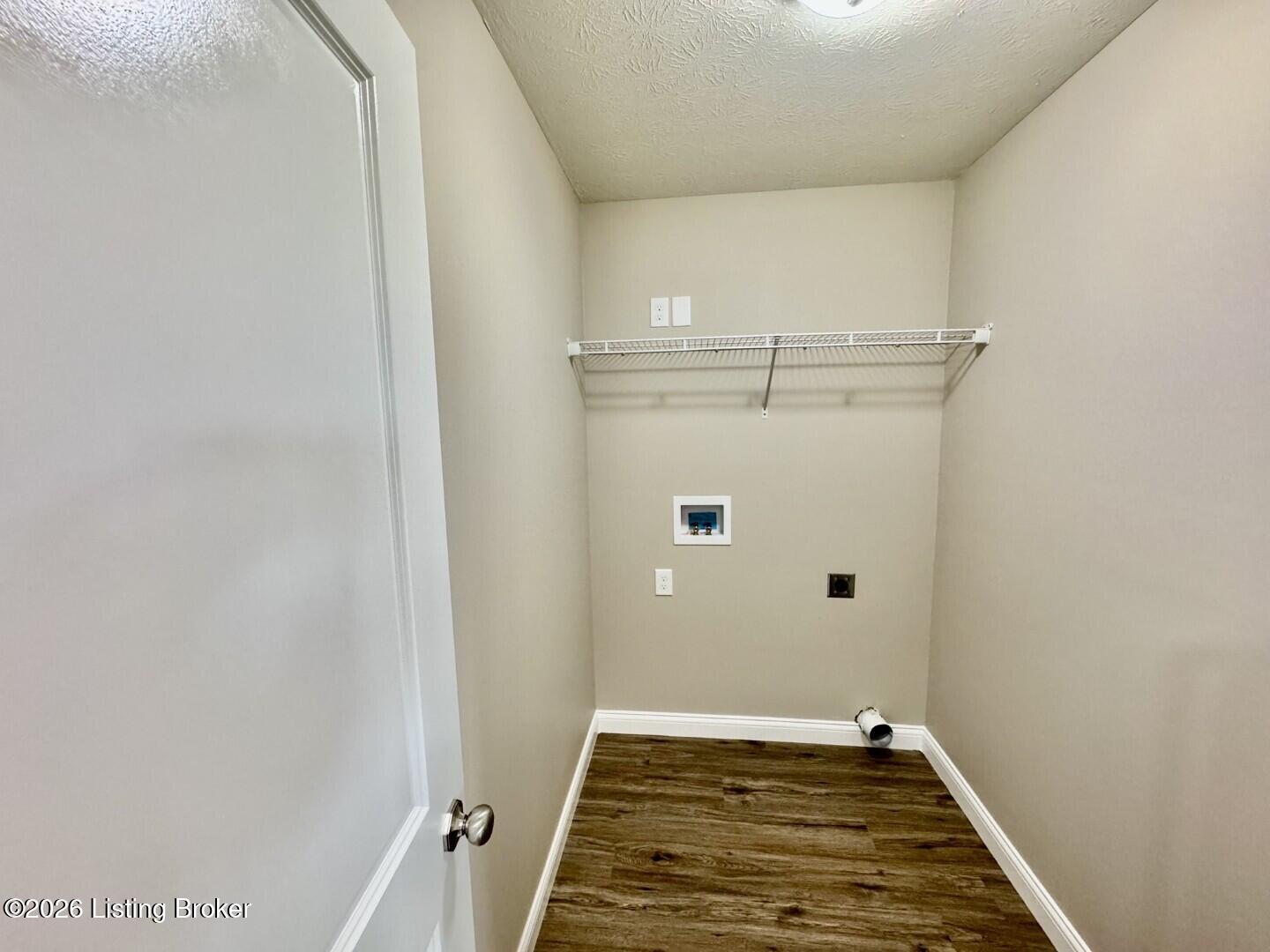 1592 Old Perryville Loop Property Photo 9