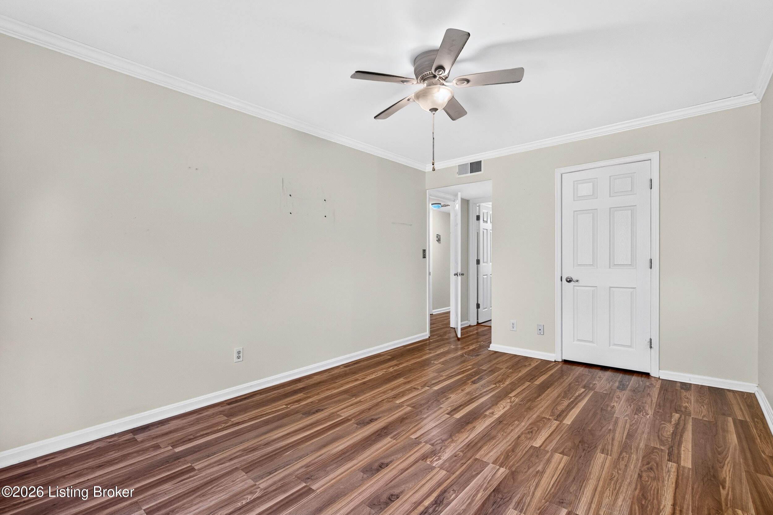 521 Zorn Ave Apt C12 Property Photo 17