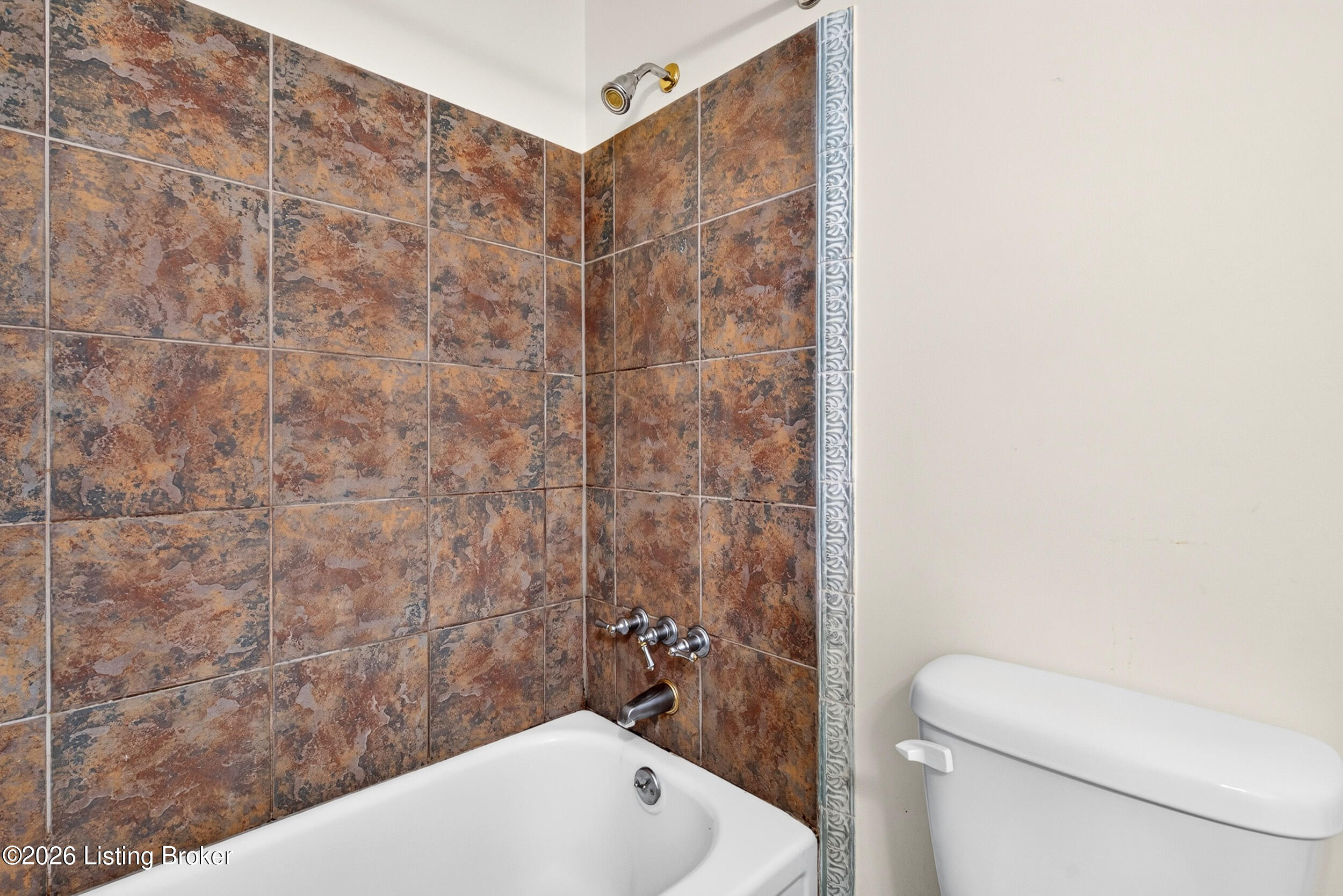 521 Zorn Ave Apt C12 Property Photo 19