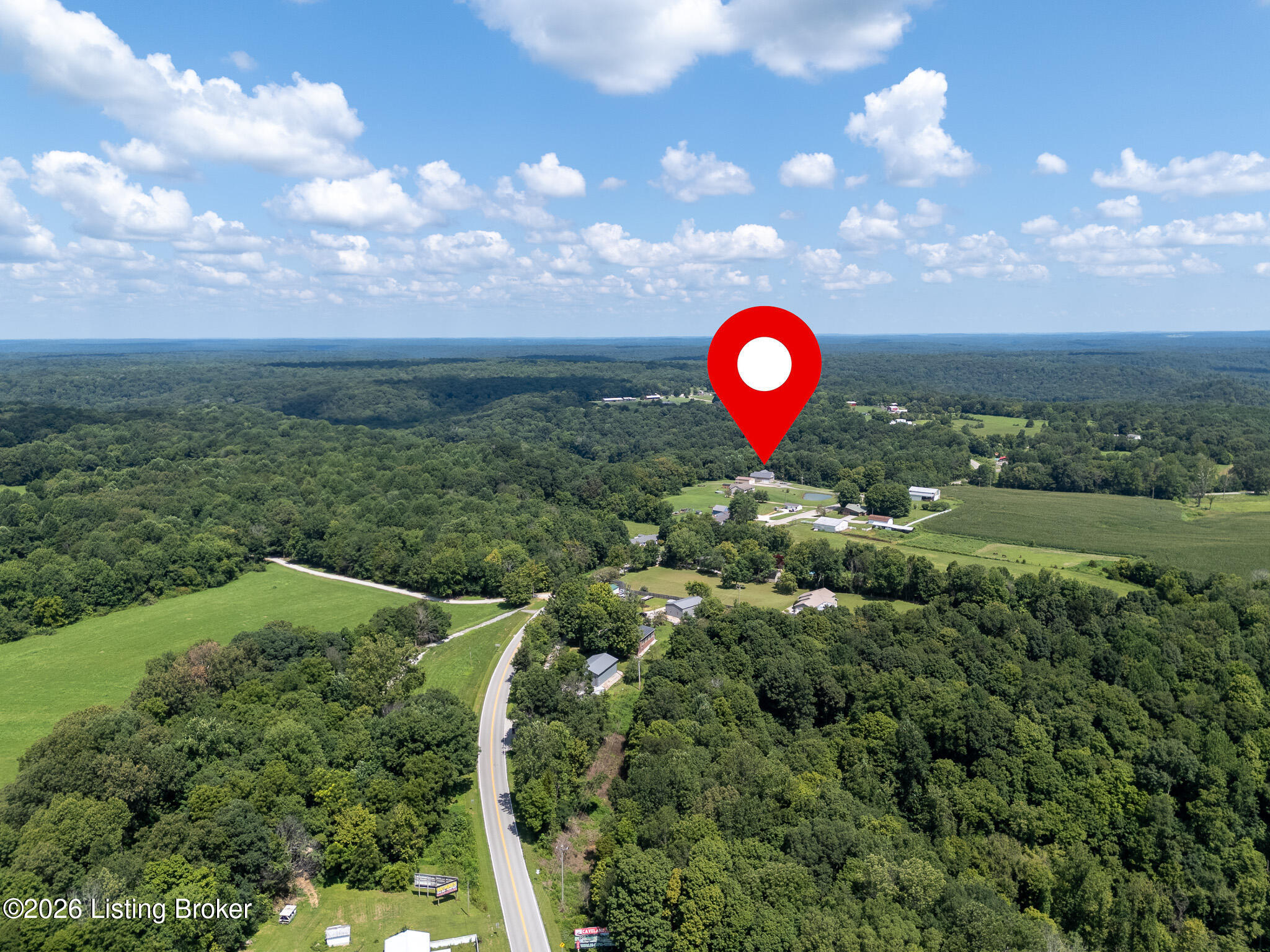 401 Old Mammoth Cave Rd Property Photo 5
