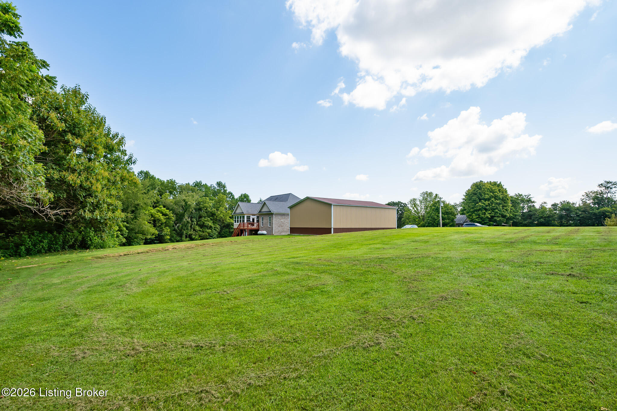 401 Old Mammoth Cave Rd Property Photo 45
