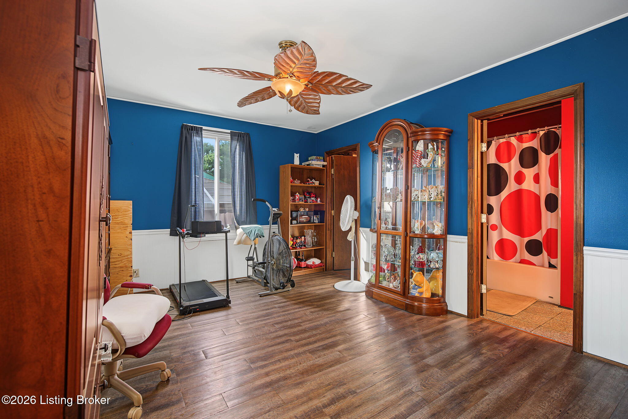1616 Russell Ave Property Photo 15