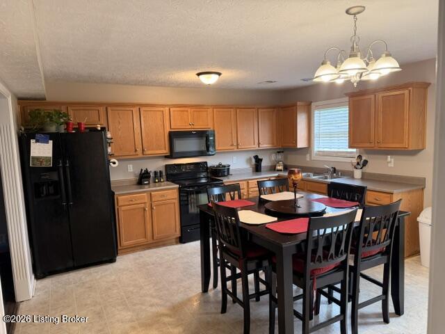130 Twin Lakes Dr A Property Photo 4