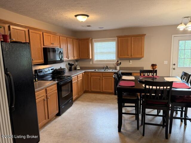 130 Twin Lakes Dr A Property Photo 5