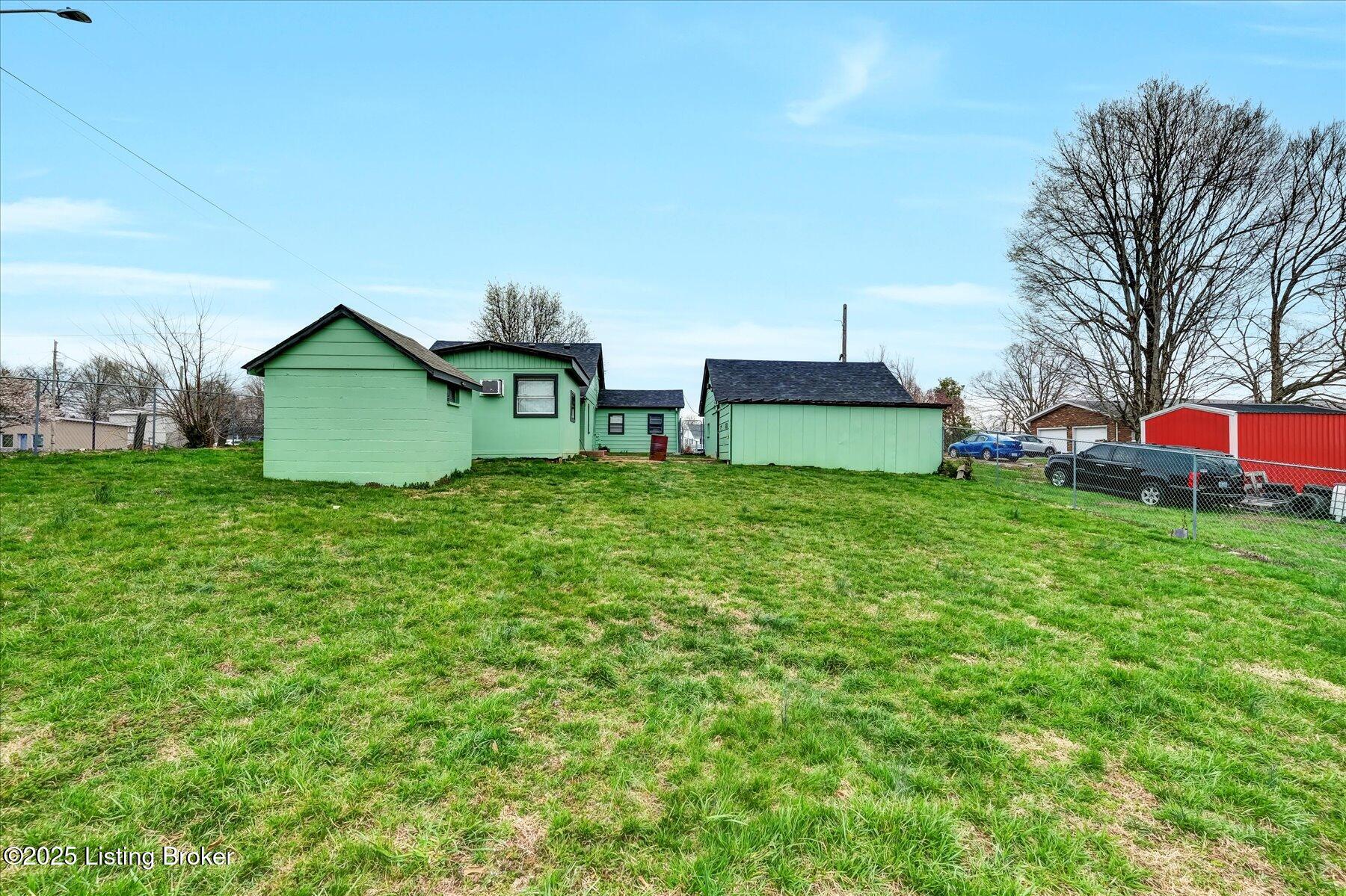 287 S Bardstown Rd Property Photo 17