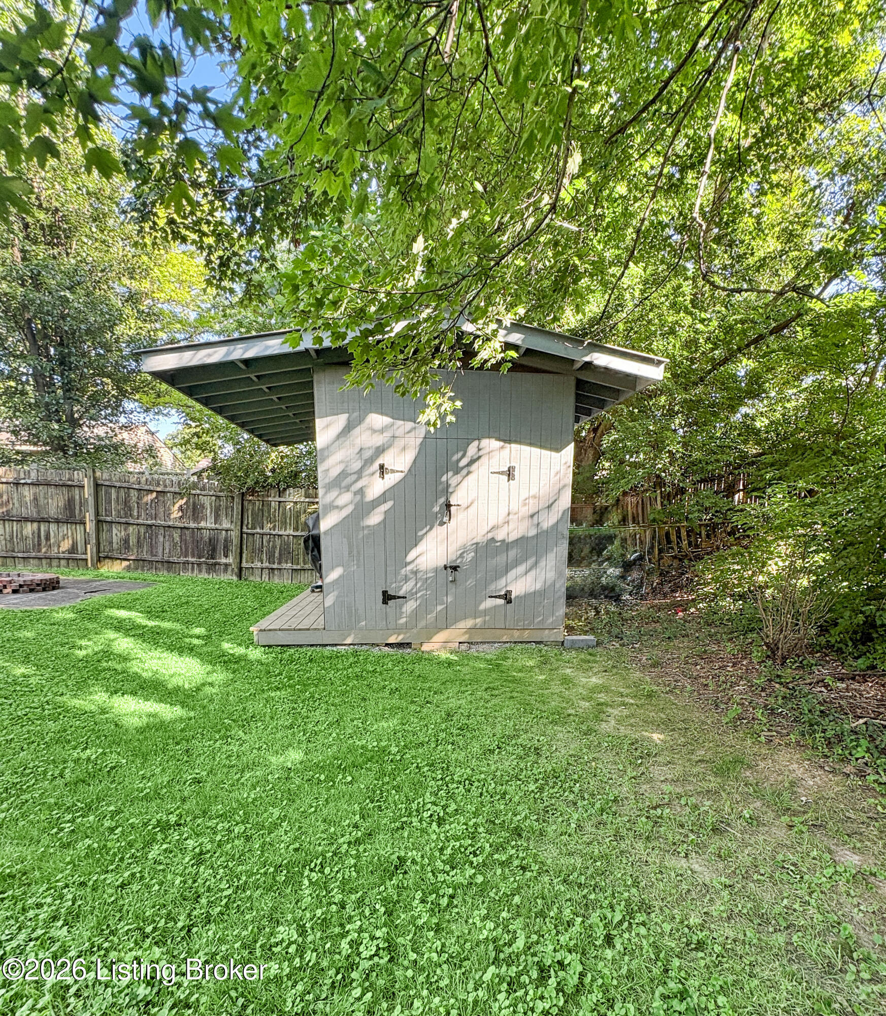 5214 Windy Willow Dr Property Photo 12