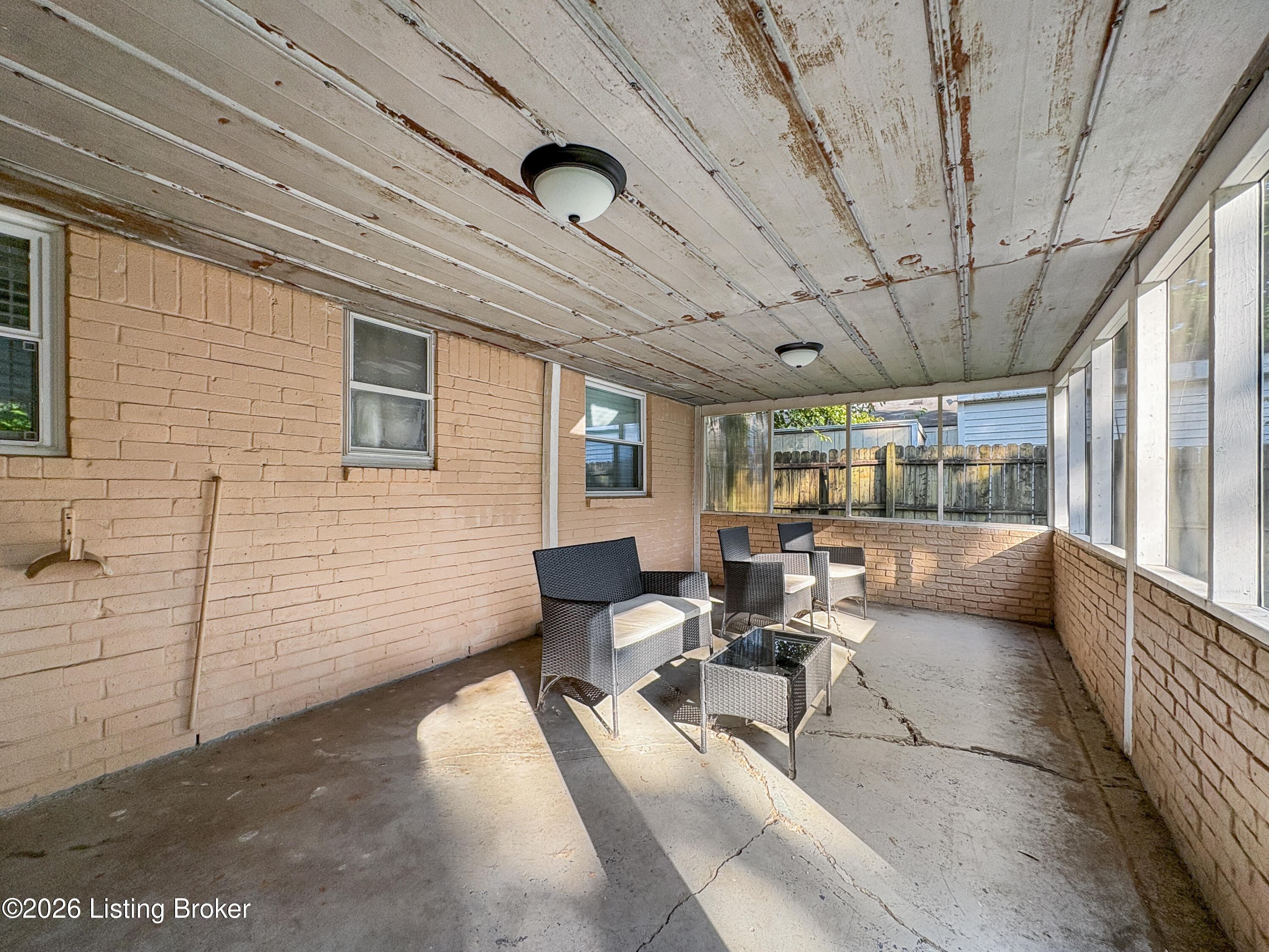 5214 Windy Willow Dr Property Photo 15