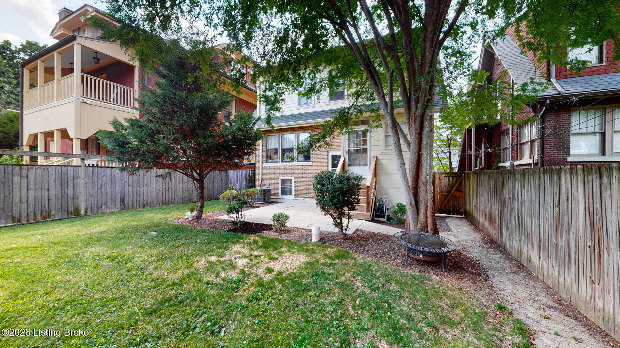 1377 S 1st St Property Photo 39