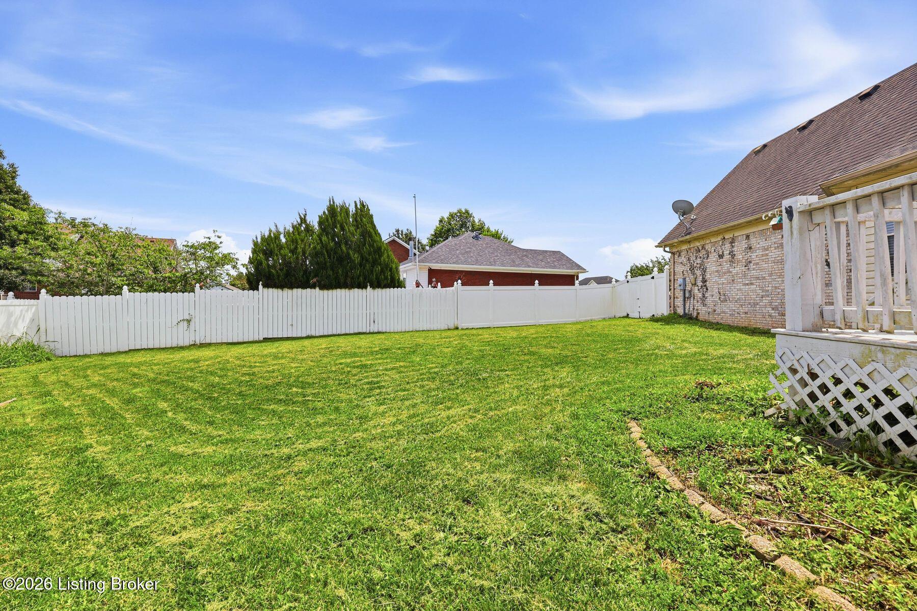 6627 Sun Ray Dr Property Photo 31
