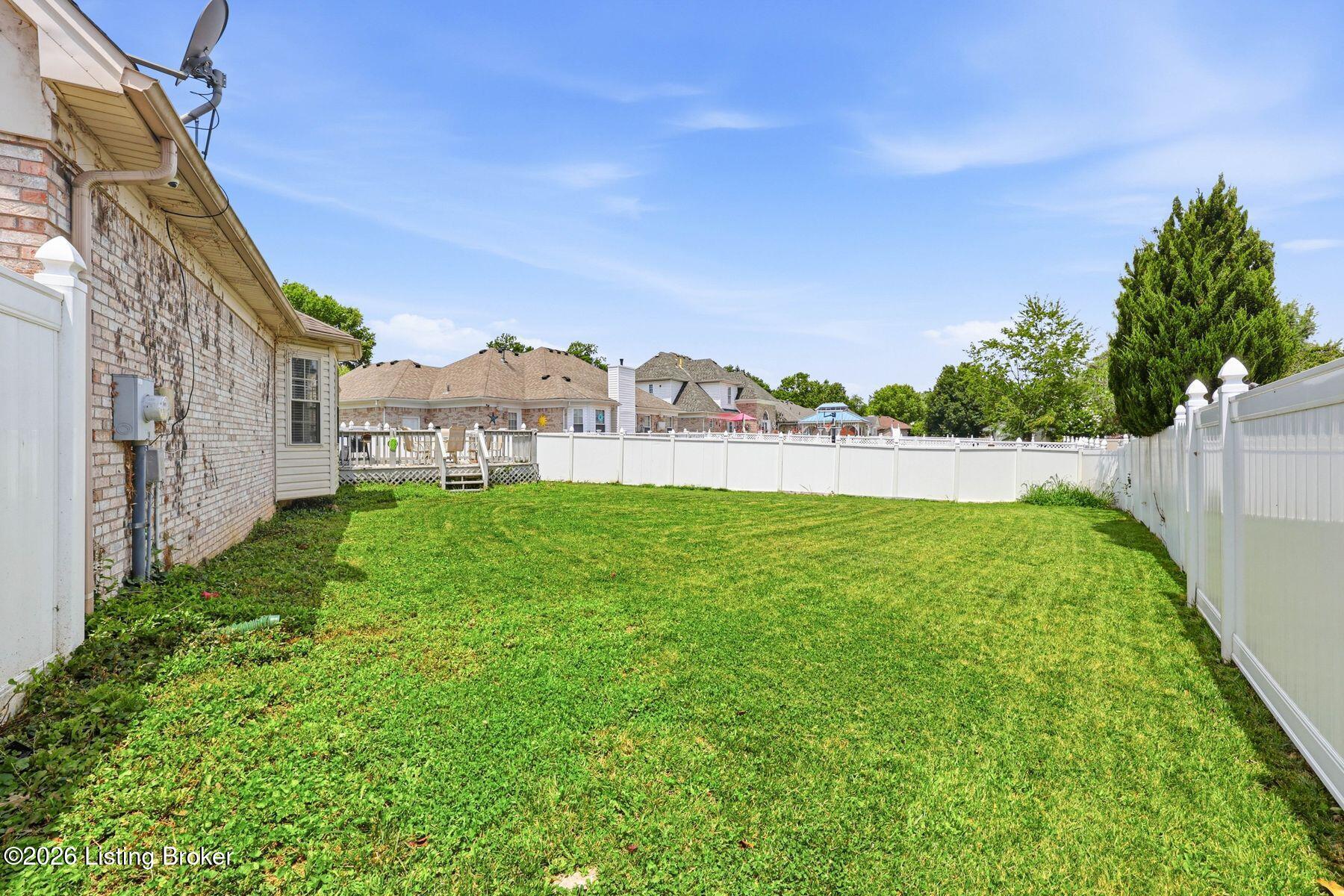 6627 Sun Ray Dr Property Photo 32